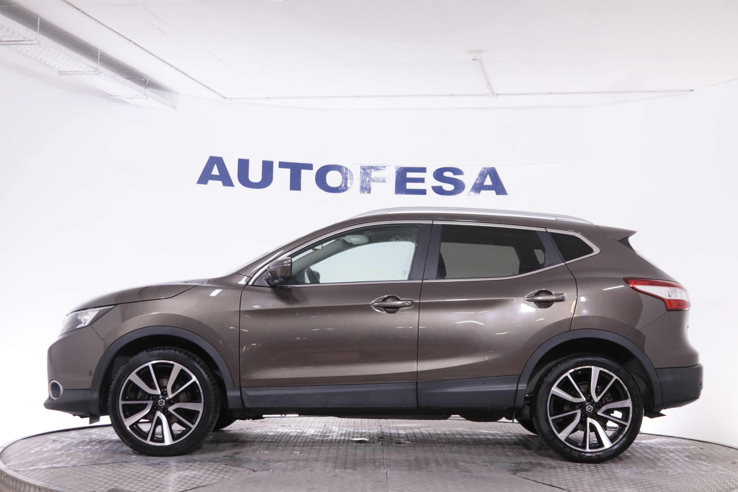 Nissan Qashqai 1.6 DIG-T TEKNA 163CV 5P # CUERO, TECHO PANORAMICO, NAVY foto 13