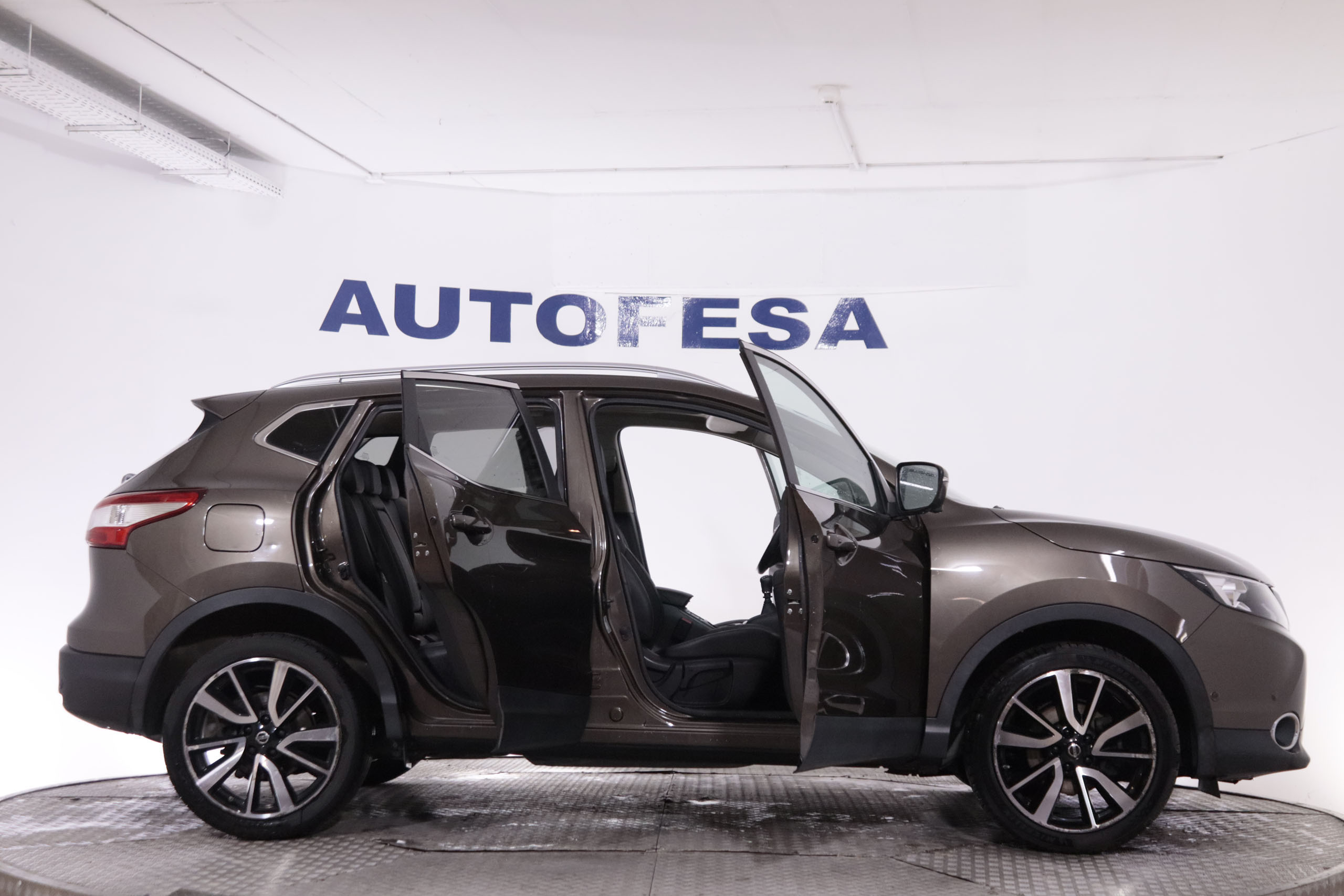 Nissan Qashqai 1.6 DIG-T TEKNA 163CV 5P # CUERO, TECHO PANORAMICO, NAVY foto 11