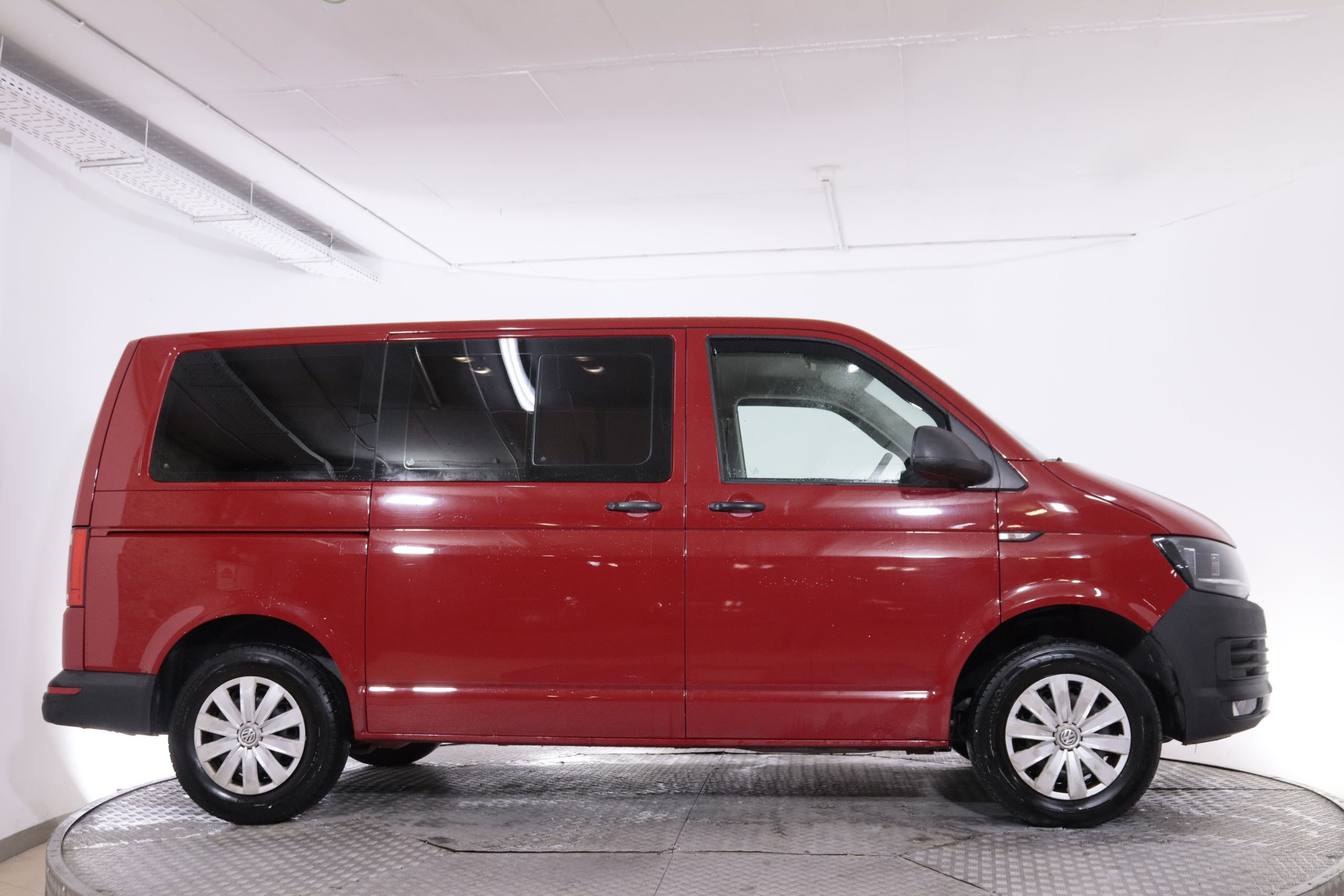 Volkswagen Caravelle 2.0 TDI KOMBI ORIGIN 115CV 9 PLAZAS 5P foto 13