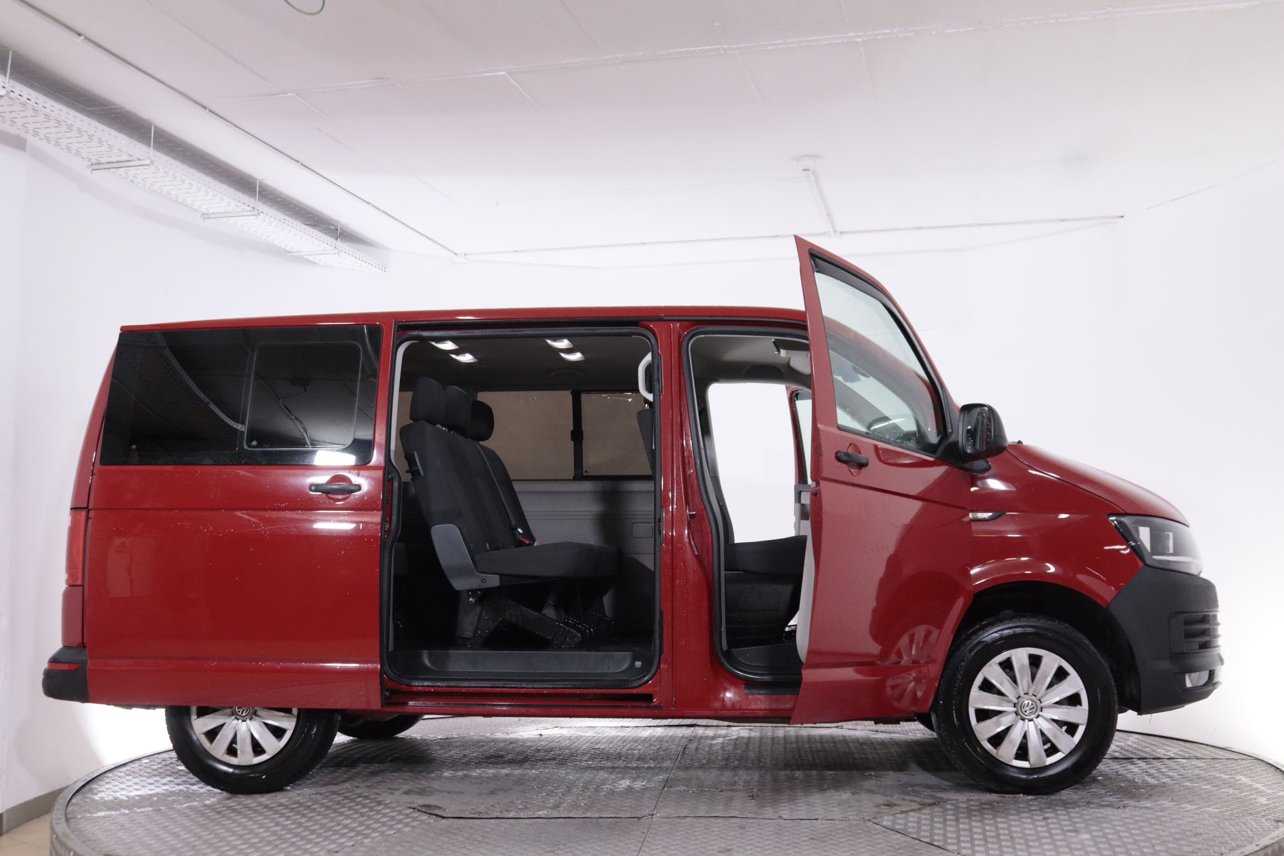 Volkswagen Caravelle 2.0 TDI KOMBI ORIGIN 115CV 9 PLAZAS 5P foto 11