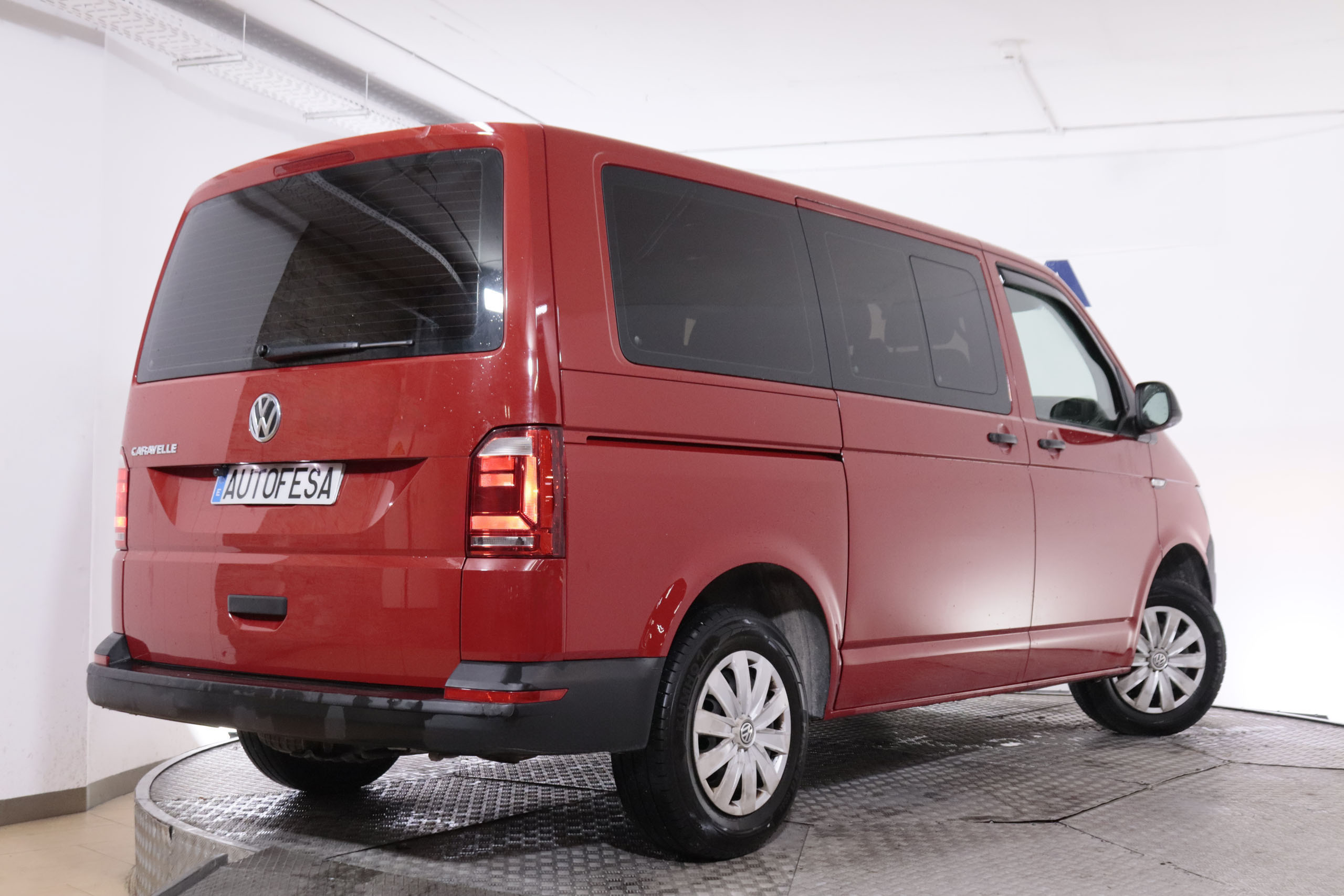 Volkswagen Caravelle 2.0 TDI KOMBI ORIGIN 115CV 9 PLAZAS 5P foto 7