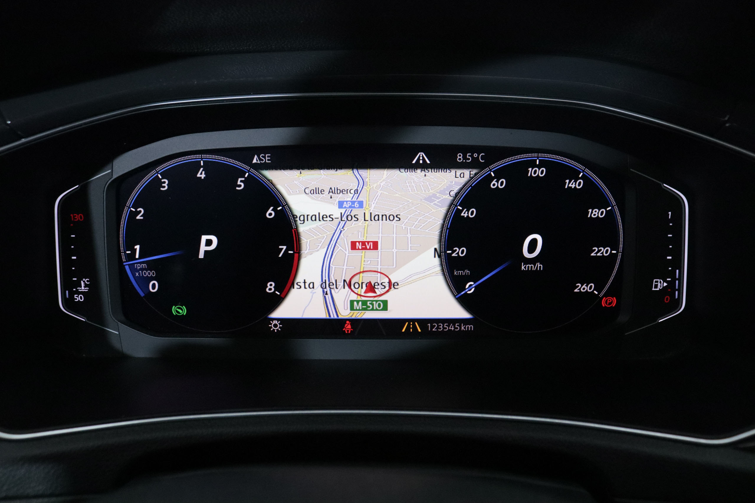 Volkswagen T-roc 2.0 TSI 4MOTION AUTO DSG 190CV 5P # TECHO ELEC PANORAMICO, NAVY foto 17