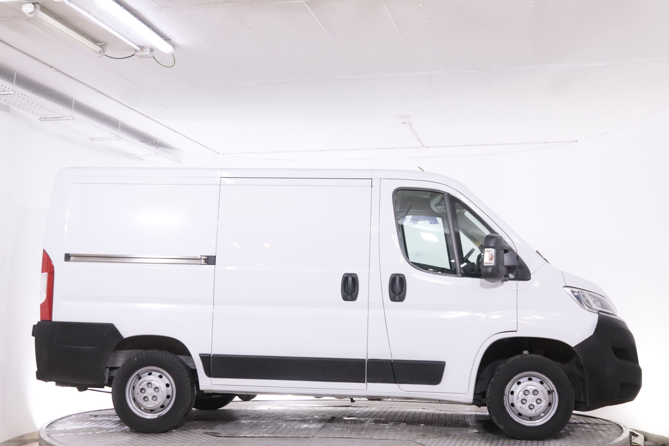 Citroen Jumper L1H1 2.0 EQUIPO DE FRIO 120CV 4P #IVA DEDUCIBLE, BLUETOOTH foto 9