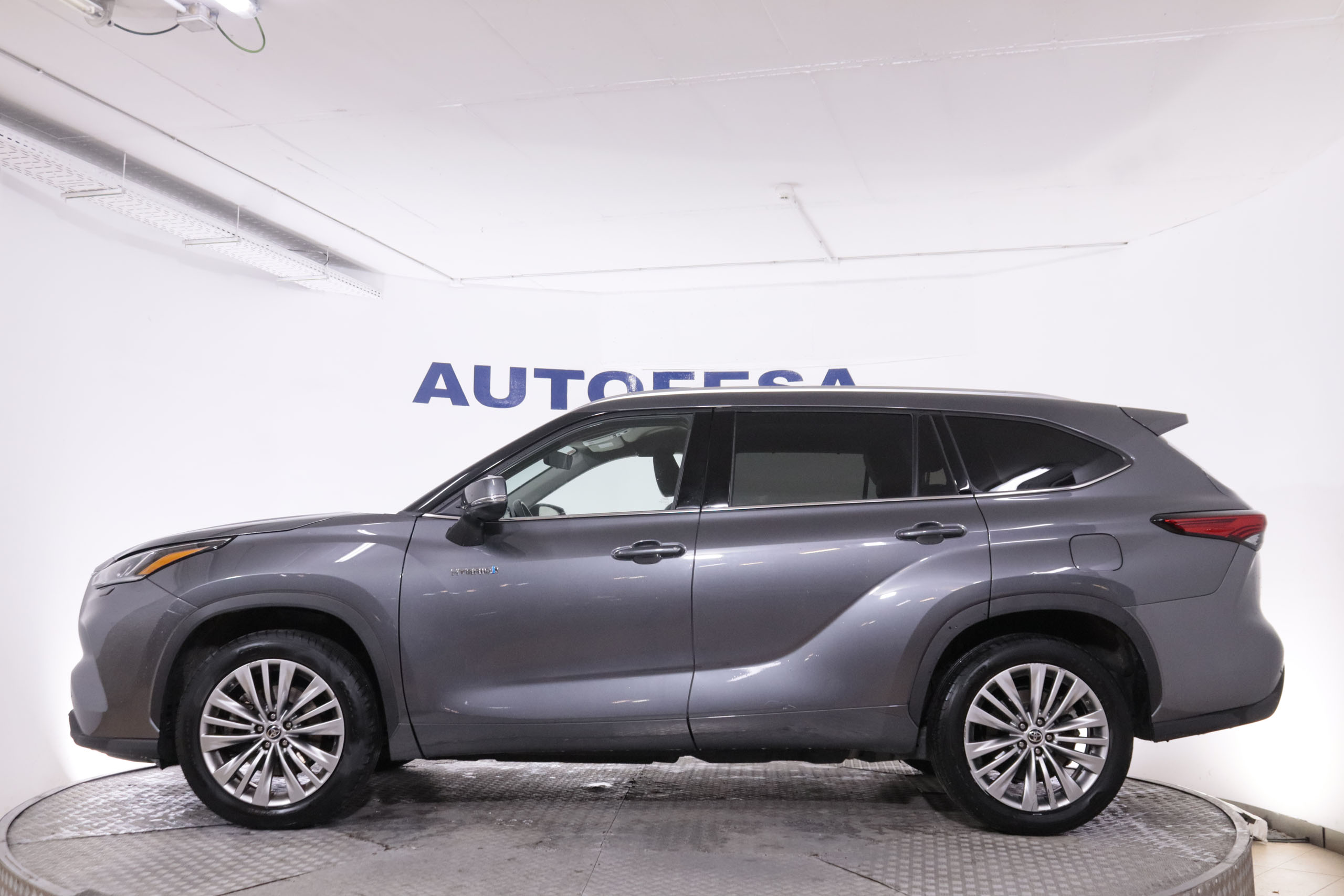 Toyota Highlander 2.5 HEV ADVANCE 4WD AUTO 7 PLAZAS 5P #IVA DEDUCIBLE, CUERO, PARKTRONIC foto 6