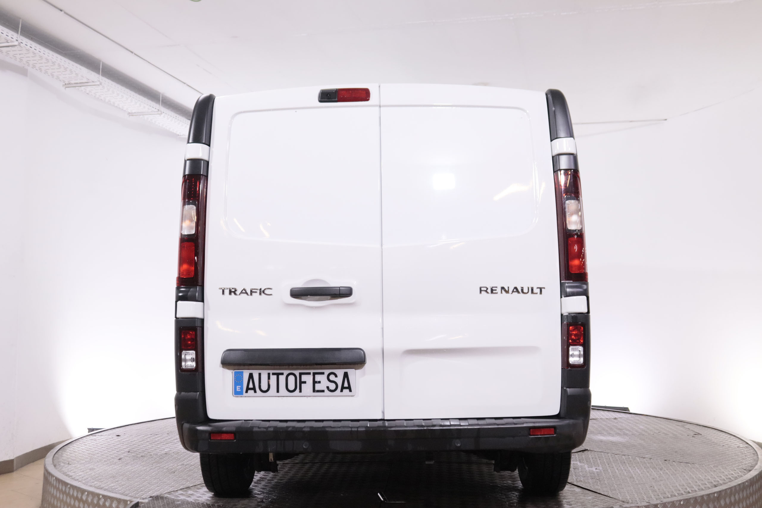 Renault Trafic FURGO L2H1 2.0 DCI GRAND CONFORT 130CV 3P VENTA SOLO PROFESIONALES #IVA DEDUCIBLE, PARKTRONIC foto 7