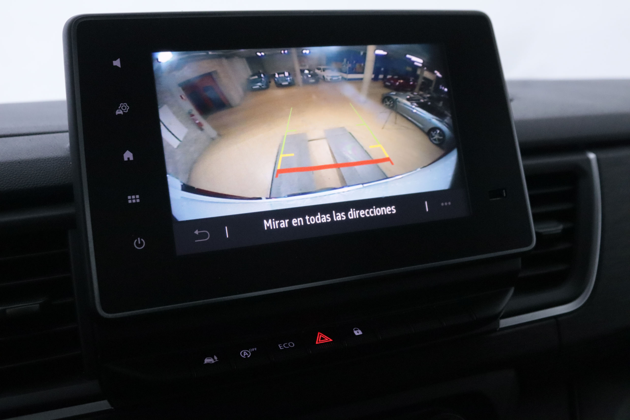 Renault Trafic FURGO L2H1 2.0 DCI GRAND CONFORT 130CV 3P VENTA SOLO PROFESIONALES #IVA DEDUCIBLE, PARKTRONIC foto 18