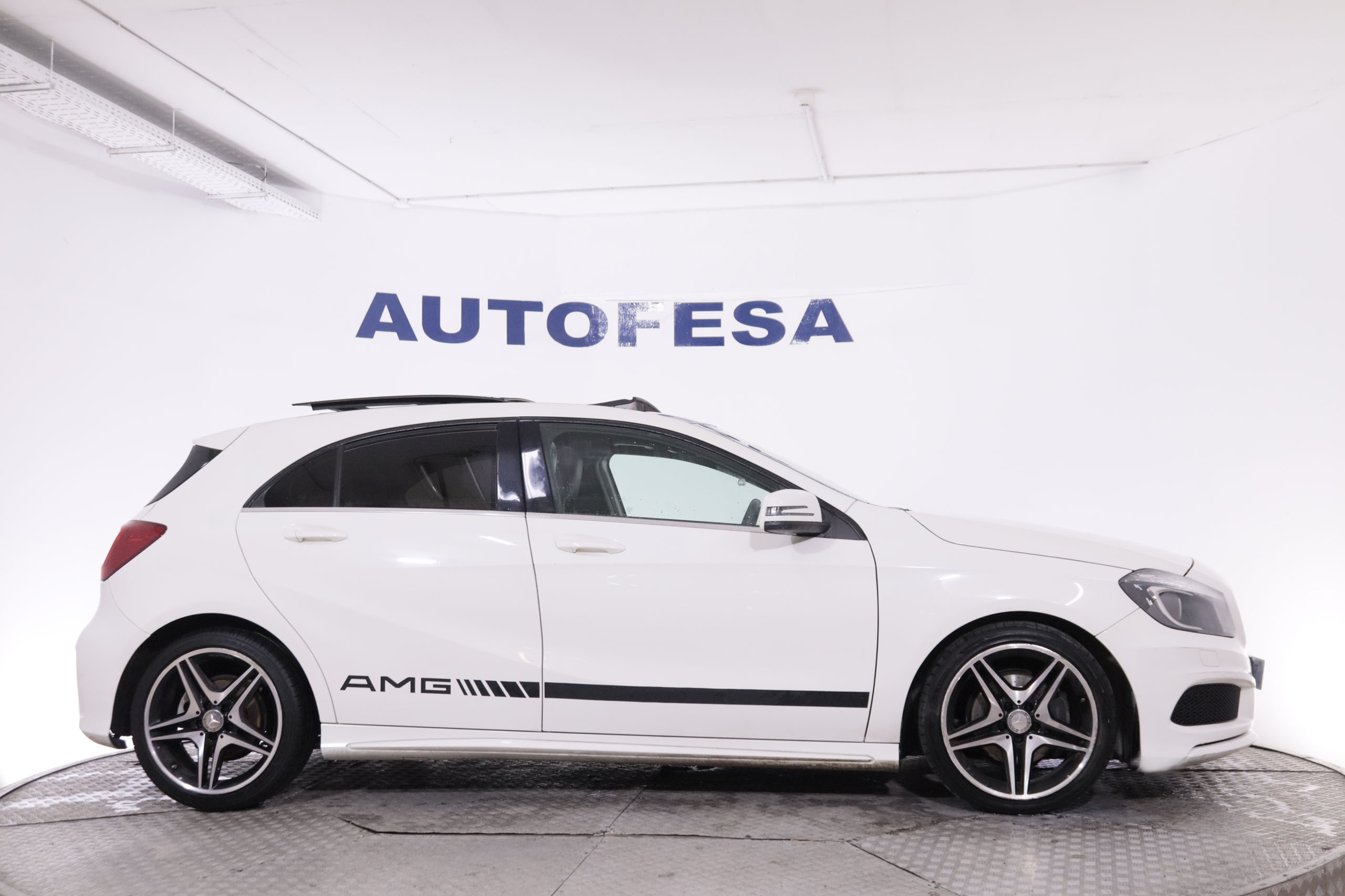 Mercedes-benz A 180 CLASE A A180 CDI AMG AUTO 109CV 5P #TECHO ELECTRICO, BLUETOOTH foto 10