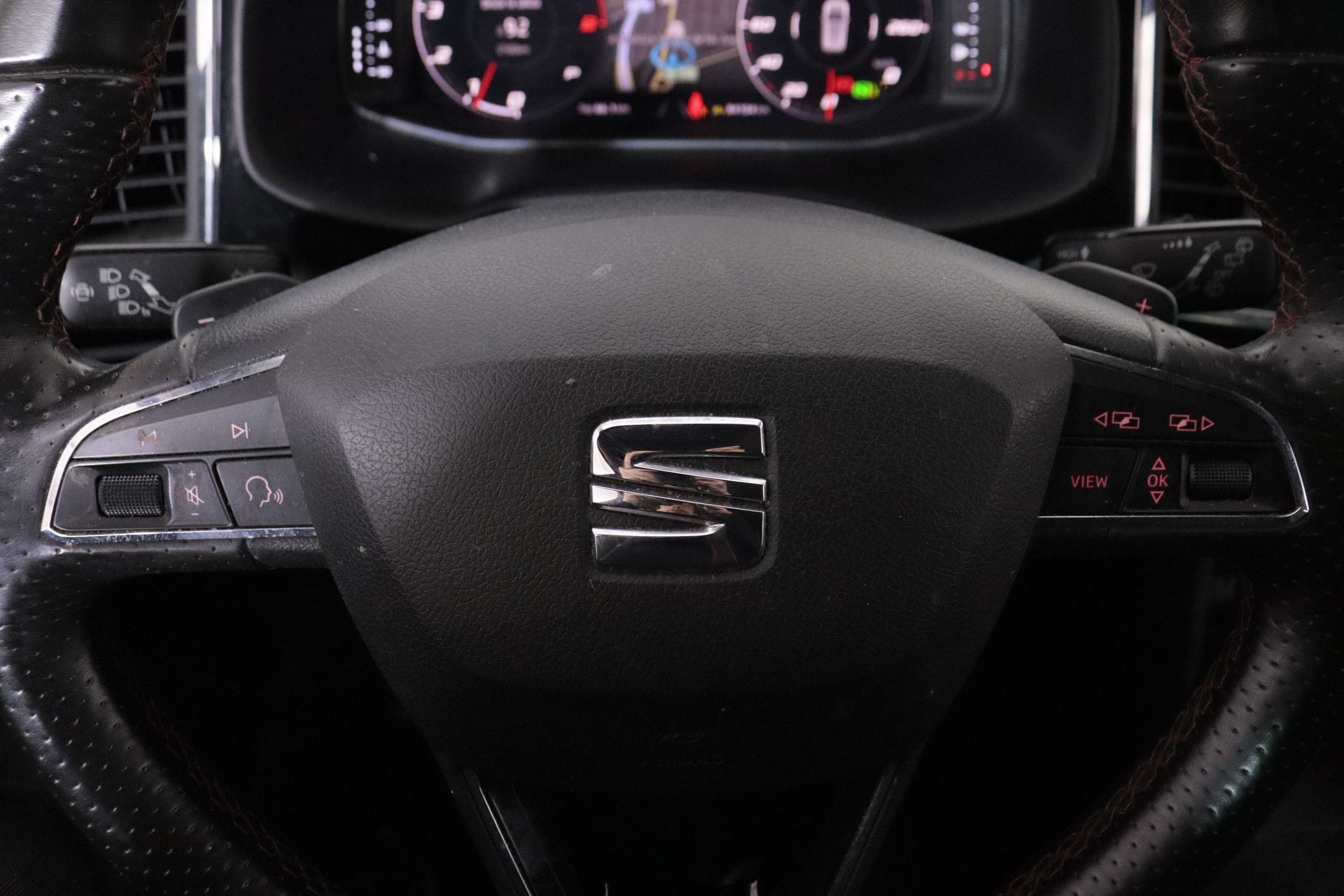 Seat Ateca 2.0 TSI DSG FR EDITION 4DRIVE AUTO 190CV 5P #IVA DEDUCIBLE, CUERO, PARKTRONIC foto 17