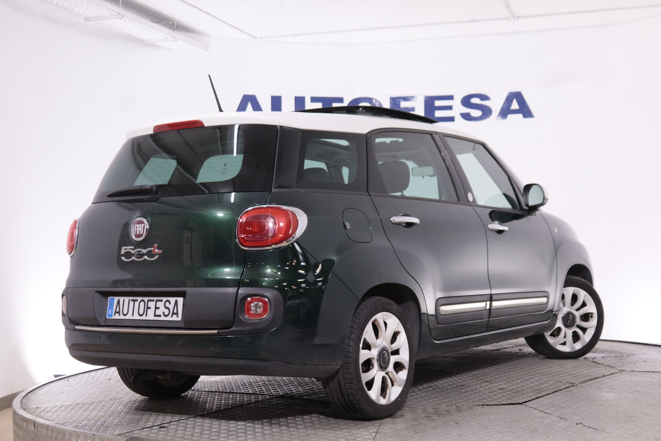 Fiat 500l 1.3 MJET LIVING AUTO 84CV 5P # CUERO, TECHO ELEC PANORAMICO, NAVY foto 7