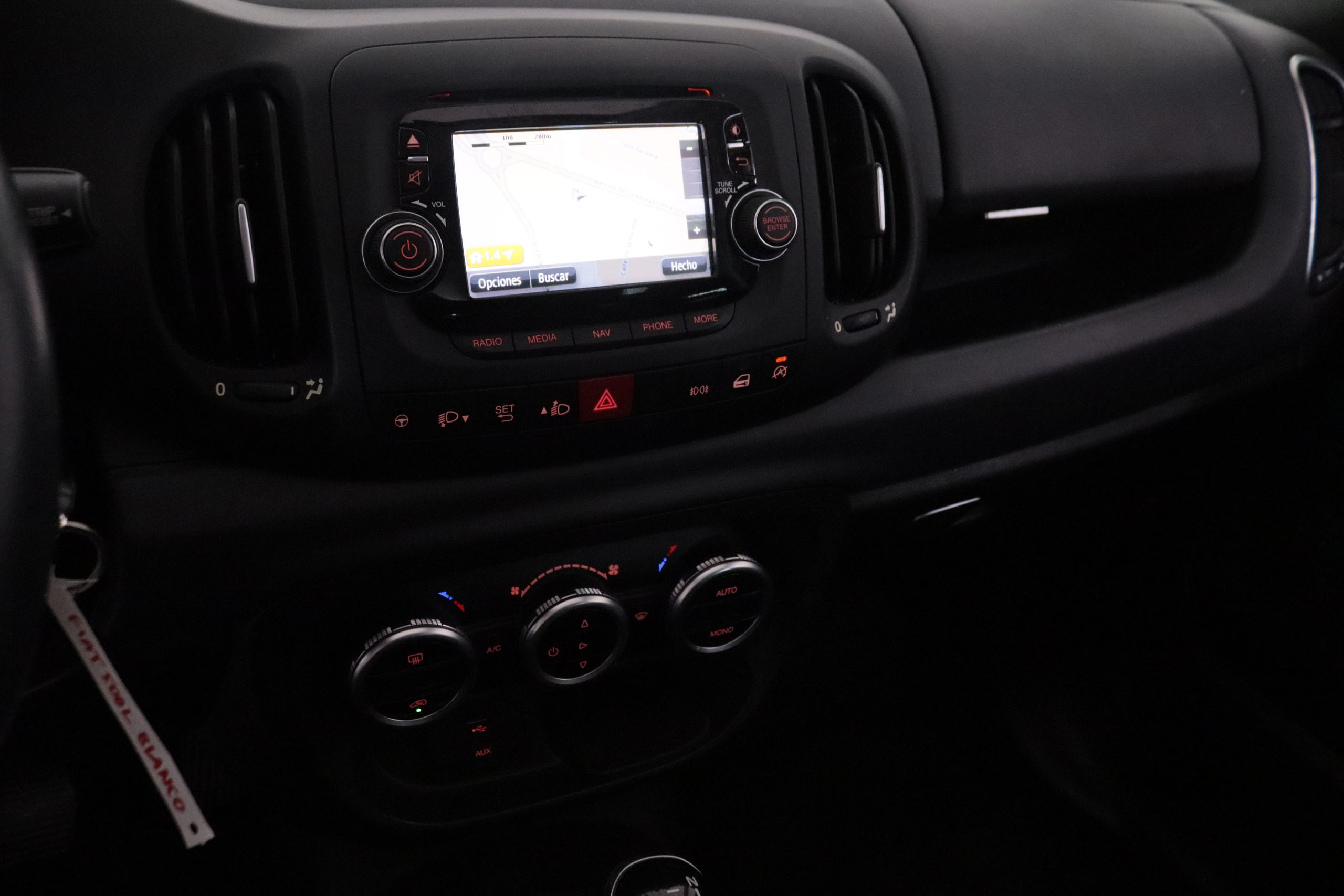 Fiat 500l 1.3 MJET LIVING AUTO 84CV 5P # CUERO, TECHO ELEC PANORAMICO, NAVY foto 20