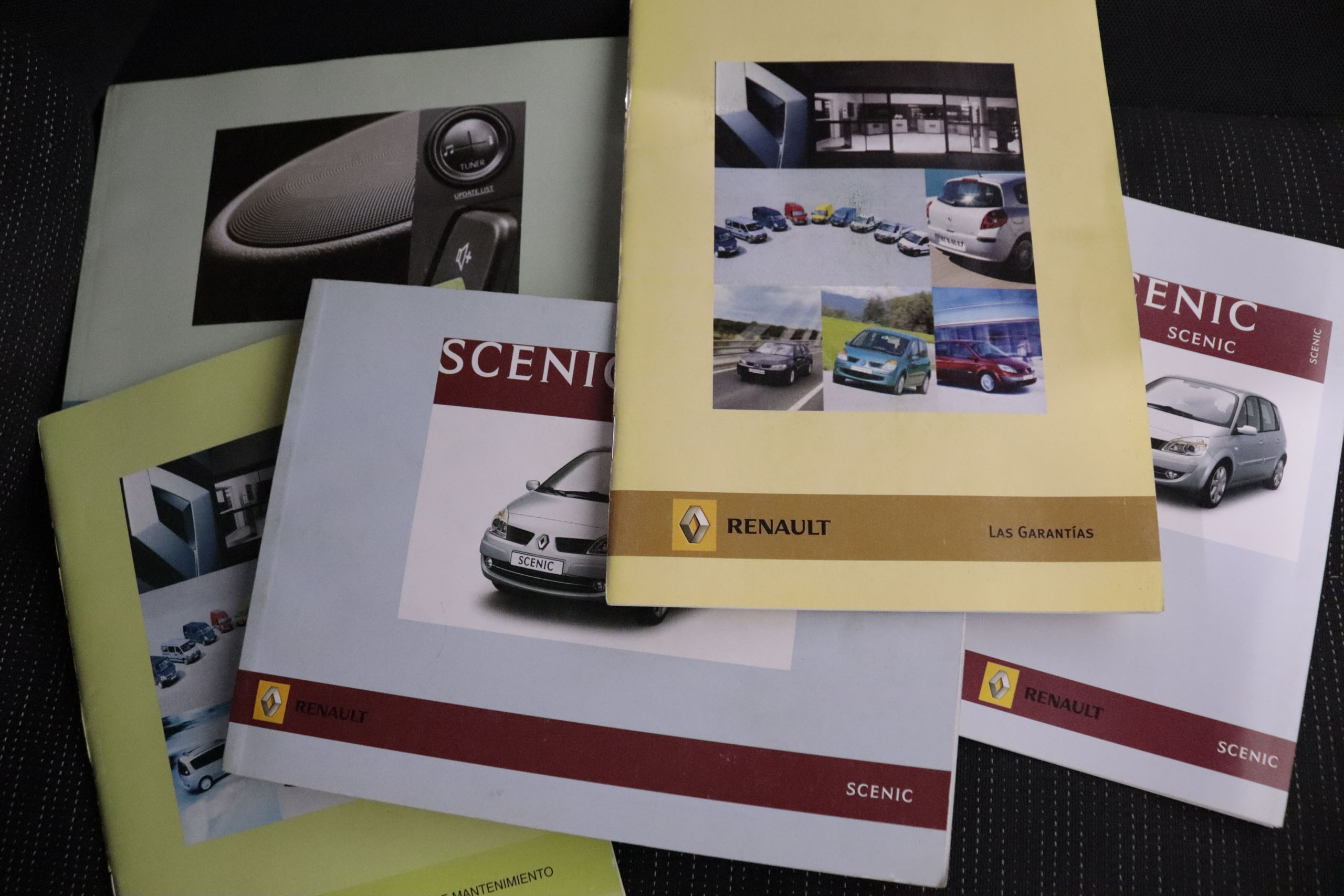 Renault Grand Scenic 2.0 DCI 150CV 7PLAZAS 5P # TECHO PANORAMICO foto 23