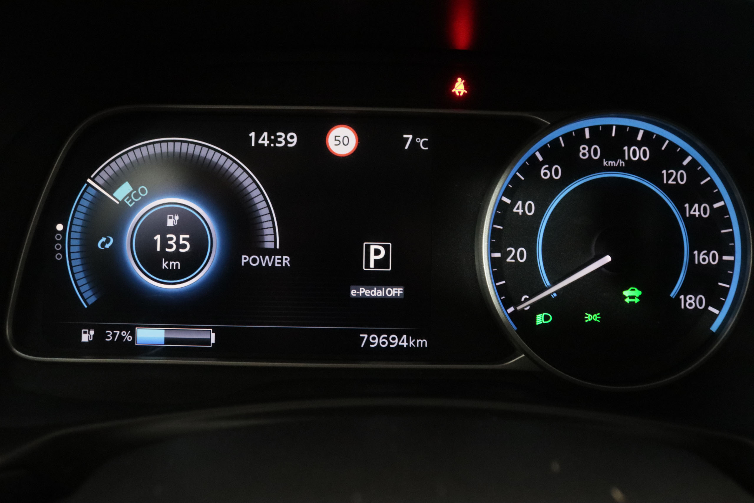 Nissan Leaf 62KWH E ACCENTA AUTO 217CV 5P # IVA DEDUCIBLE, NAVY, PARKTRONIC foto 17