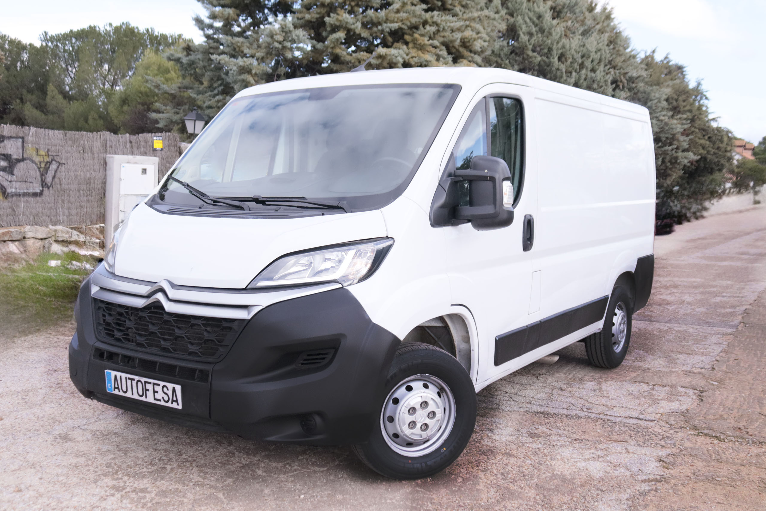 Citroen Jumper FURGO L1H1 2.0 BLUEHDI 120CV 4P VENTA SOLO PROFESIONALES # IVA DEDUCIBLE, BLUETOOTH foto 1