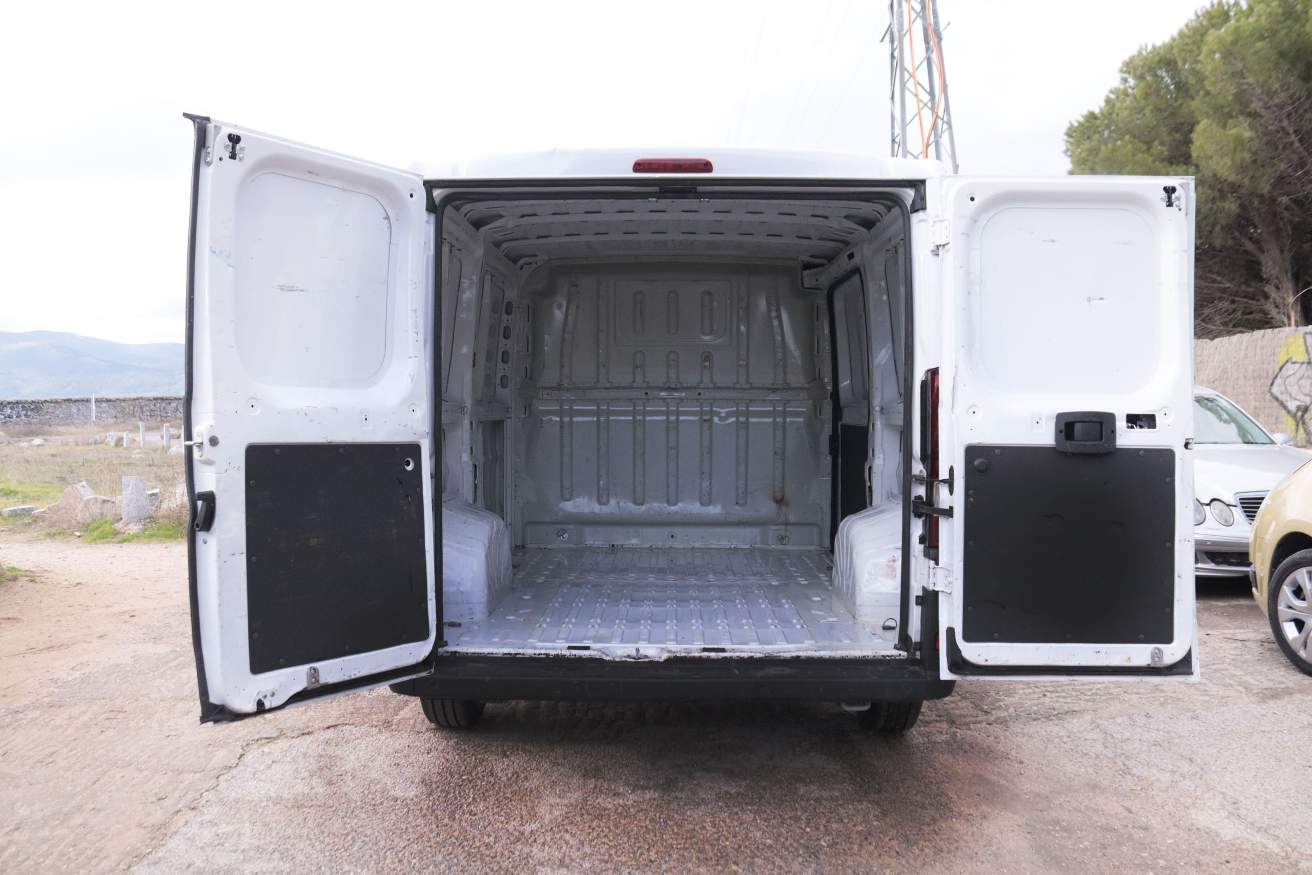 Citroen Jumper FURGO L1H1 2.0 BLUEHDI 120CV 4P VENTA SOLO PROFESIONALES # IVA DEDUCIBLE, BLUETOOTH foto 10