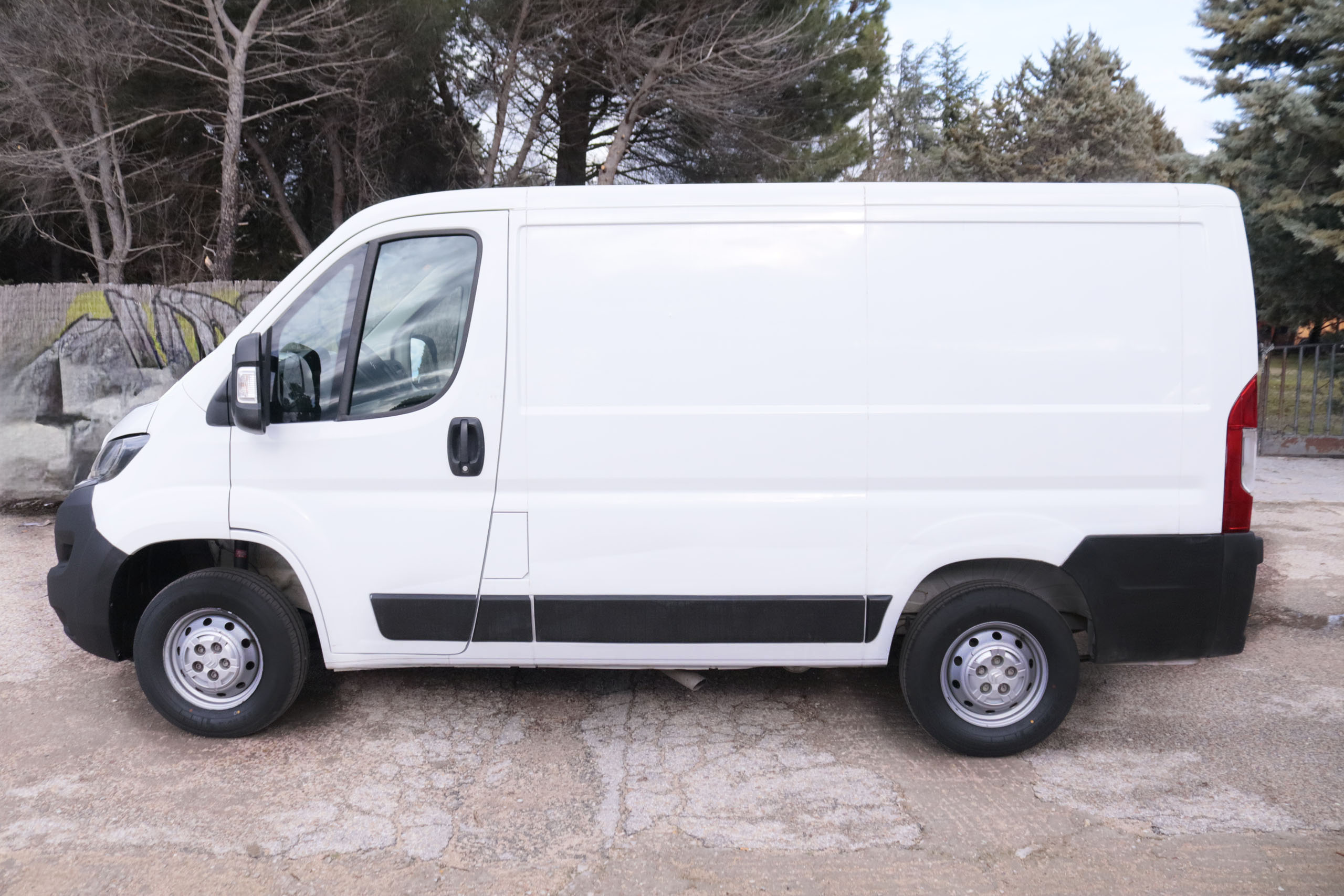 Citroen Jumper FURGO L1H1 2.0 BLUEHDI 120CV 4P VENTA SOLO PROFESIONALES # IVA DEDUCIBLE, BLUETOOTH foto 9