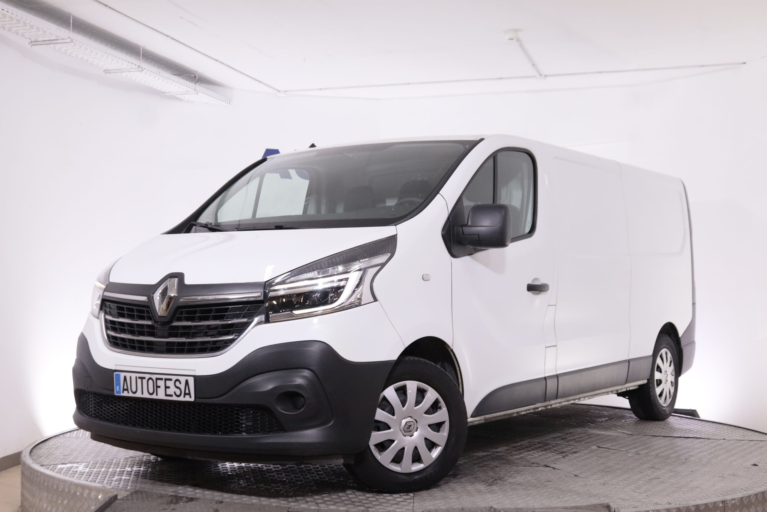 Renault Trafic FURGO L2H1 2.0 DCI GRAND CONFORT AUTO 145CV 3P VENTA SOLO PROFESIONALES #IVA DEDUCIBLE, PARKTRONIC foto 1