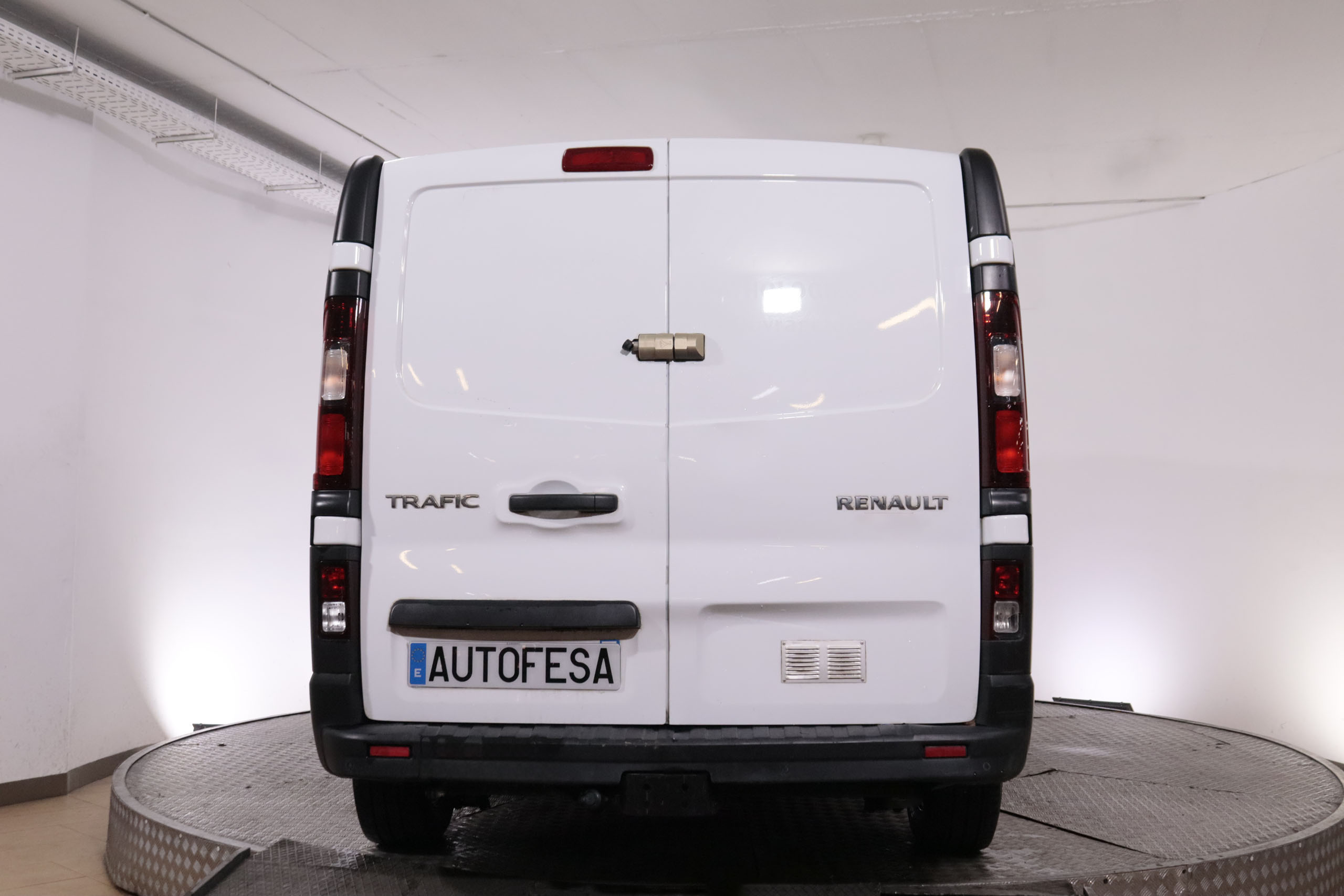 Renault Trafic FURGO L2H1 2.0 DCI GRAND CONFORT AUTO 145CV 3P VENTA SOLO PROFESIONALES #IVA DEDUCIBLE, PARKTRONIC foto 6