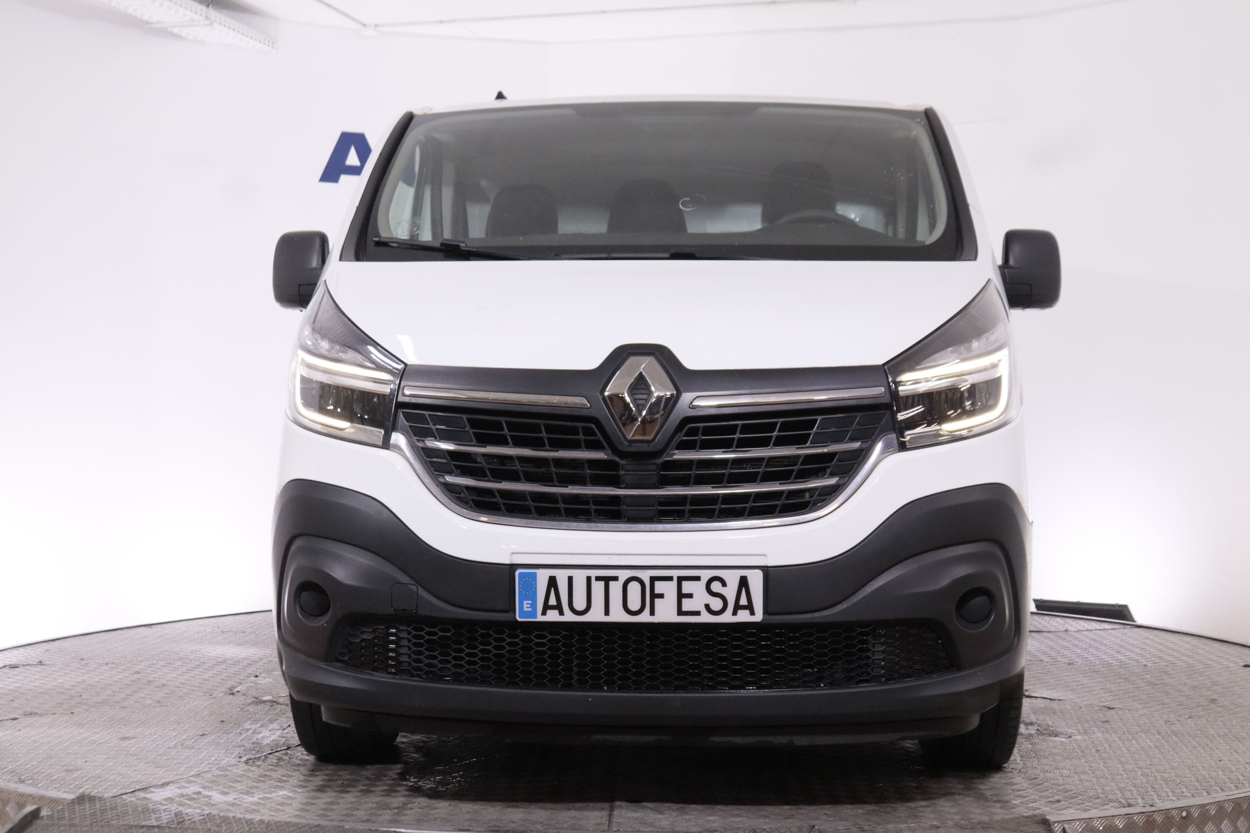 Renault Trafic FURGO L2H1 2.0 DCI GRAND CONFORT AUTO 145CV 3P VENTA SOLO PROFESIONALES #IVA DEDUCIBLE, PARKTRONIC foto 2