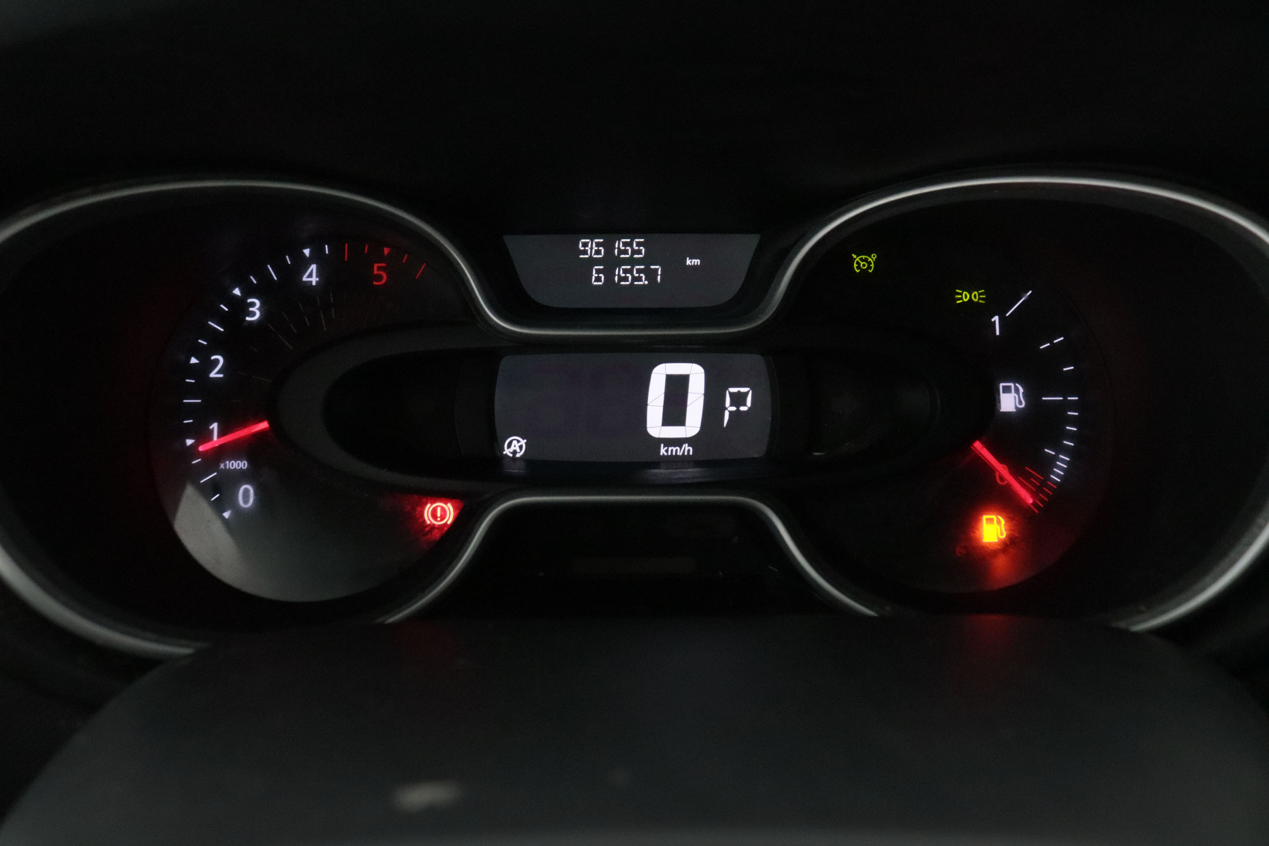 Renault Trafic FURGO L2H1 2.0 DCI GRAND CONFORT AUTO 145CV 3P VENTA SOLO PROFESIONALES #IVA DEDUCIBLE, PARKTRONIC foto 17