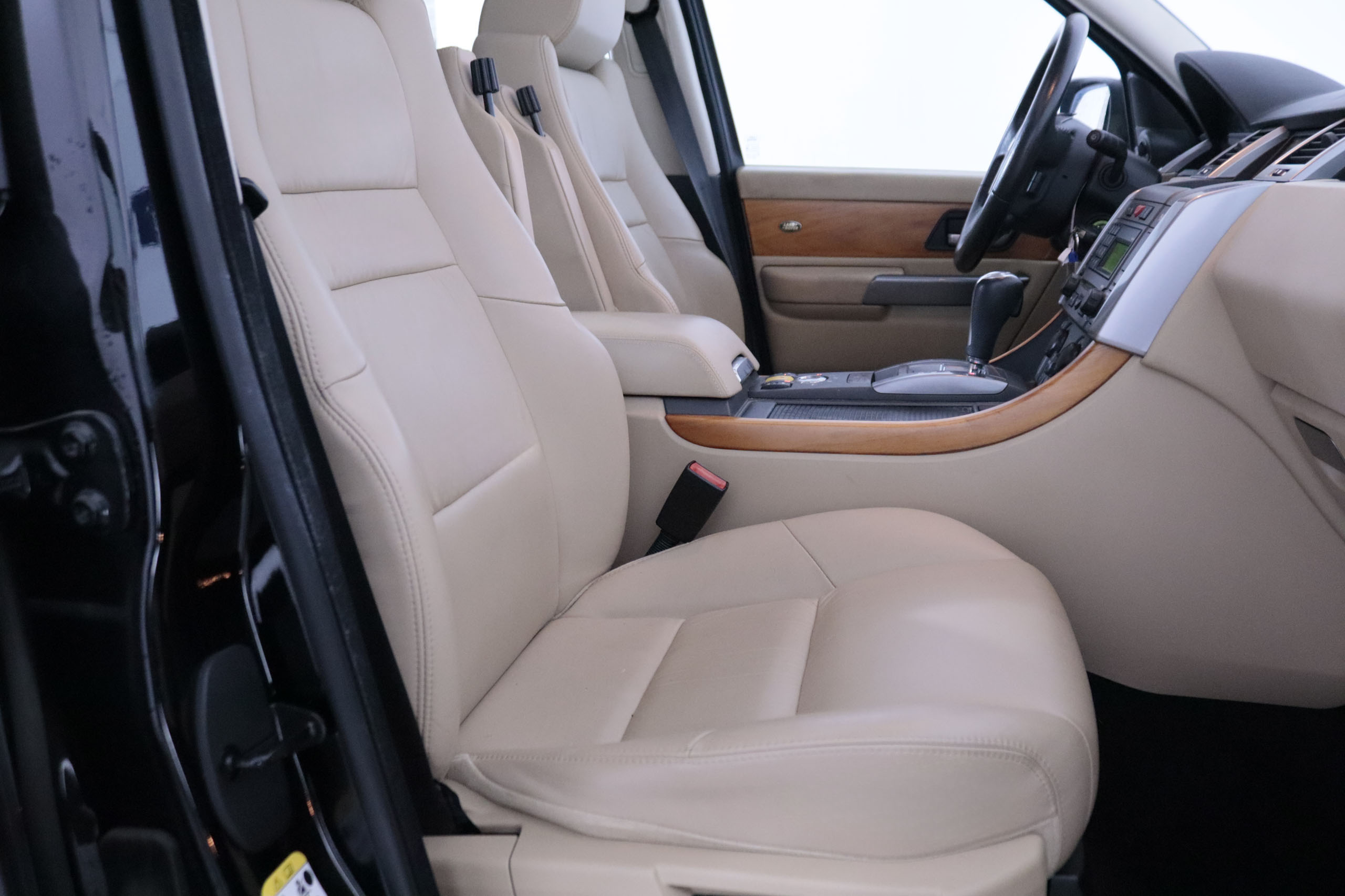 Land Rover Range Rover Sport 3.6 TDV8 HSE 4X4 AUTO 272CV 5P #CUERO, TECHO ELECTRICO, NAVY, PARKTRONIC foto 23