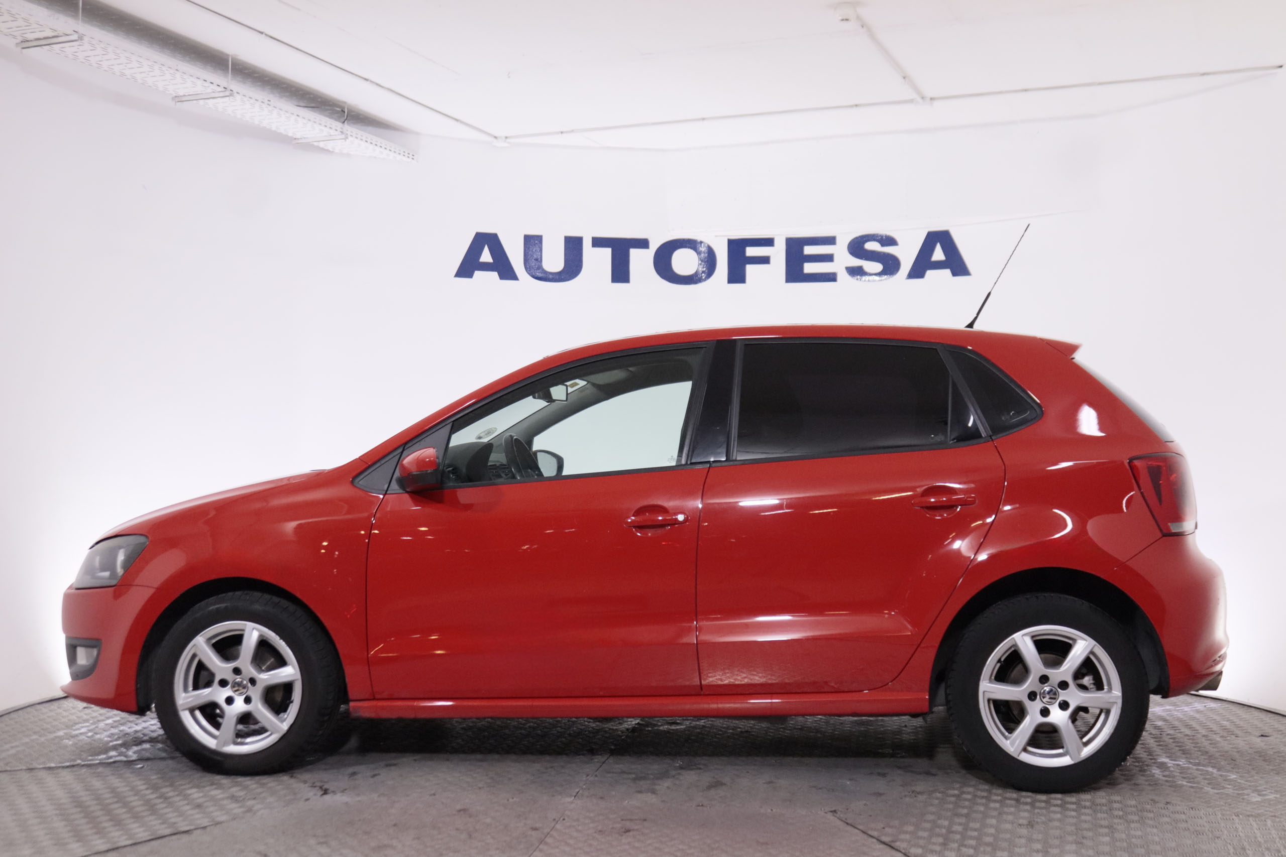 Volkswagen Polo POLO 1.6 TDI 90CV 5P #PARKTRONIC foto 13