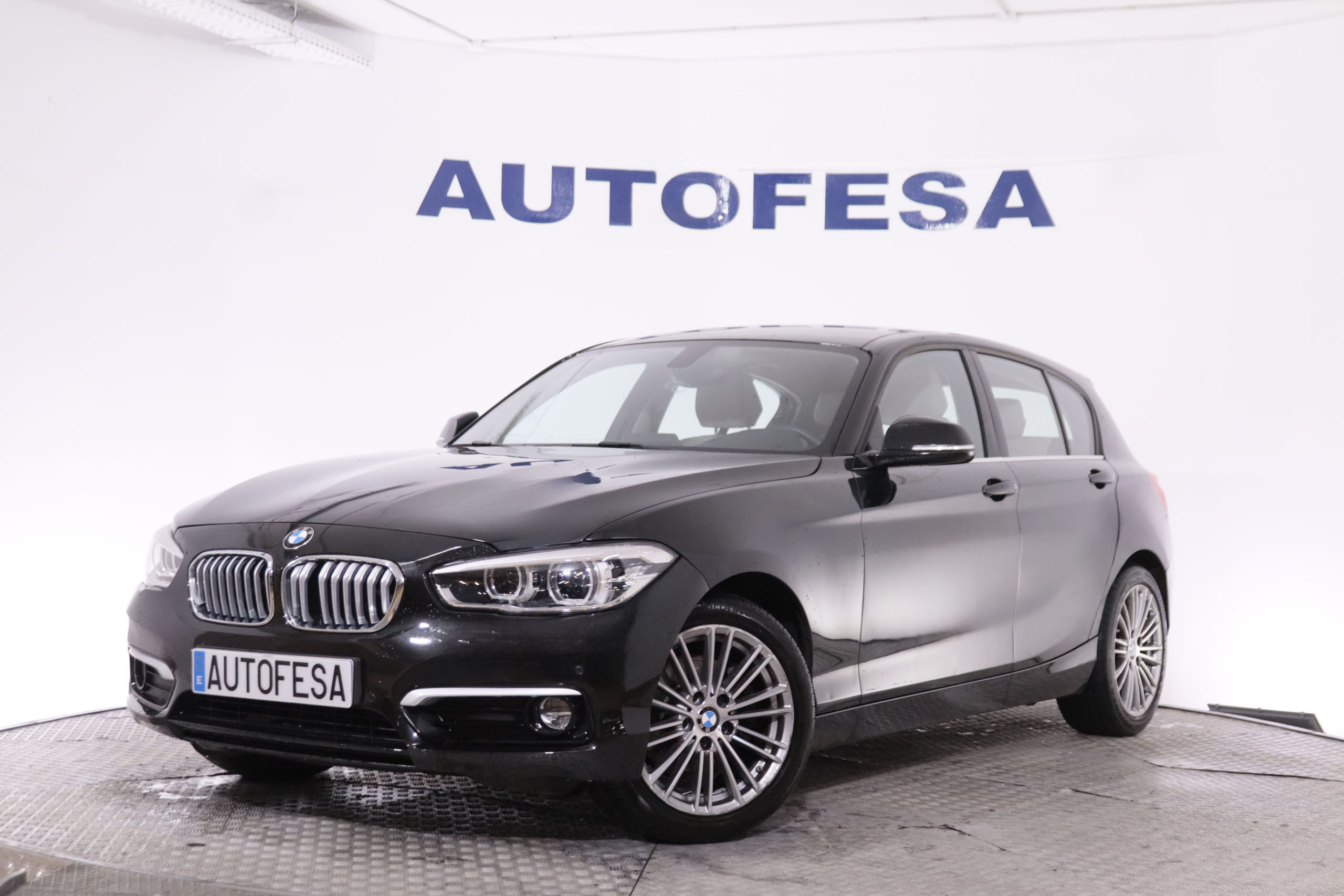 BMW 125 SERIE 1 125I AUTO 224CV 5P #CUERO, NAVY, PARKTRONIC foto 1