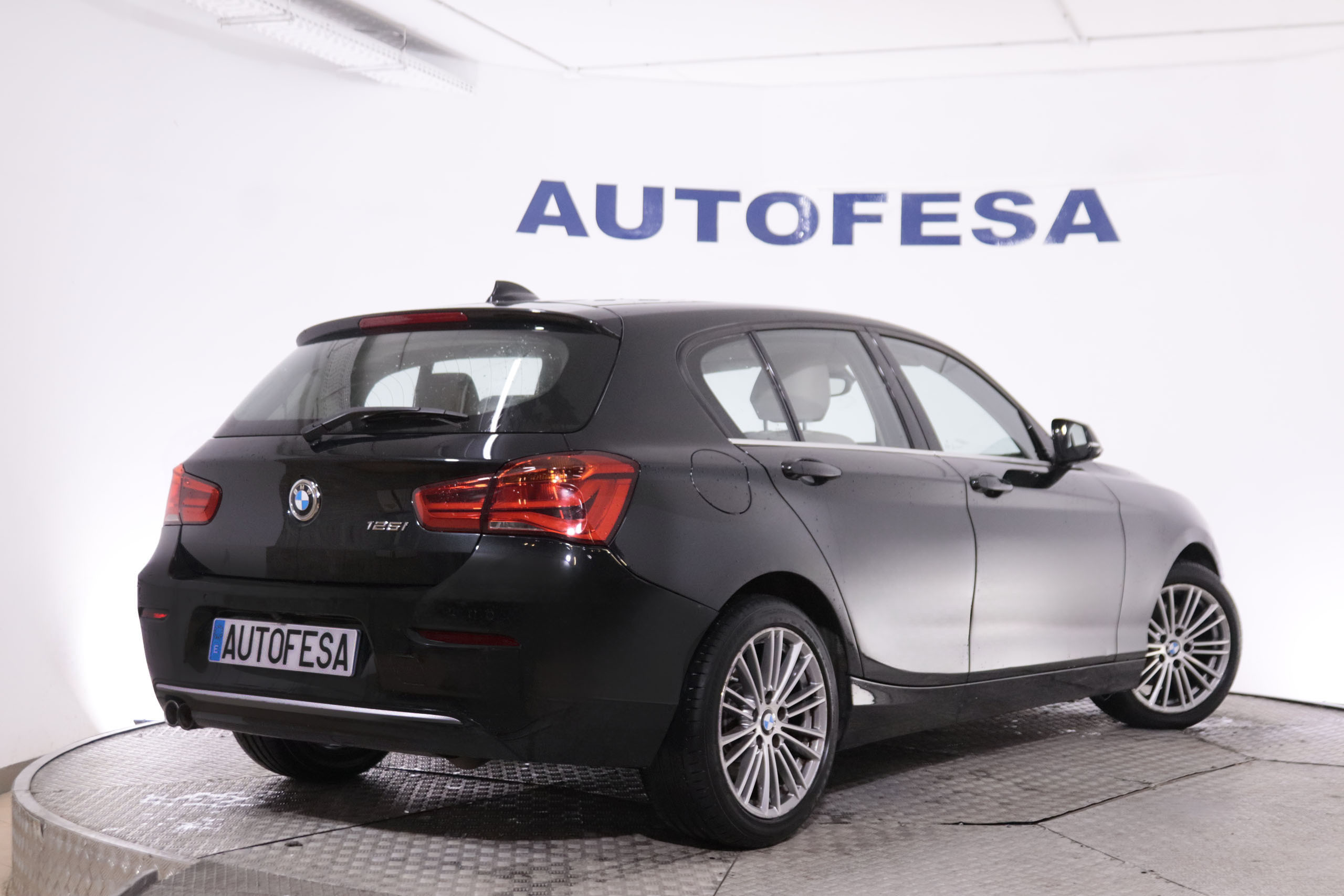 BMW 125 SERIE 1 125I AUTO 224CV 5P #CUERO, NAVY, PARKTRONIC foto 7