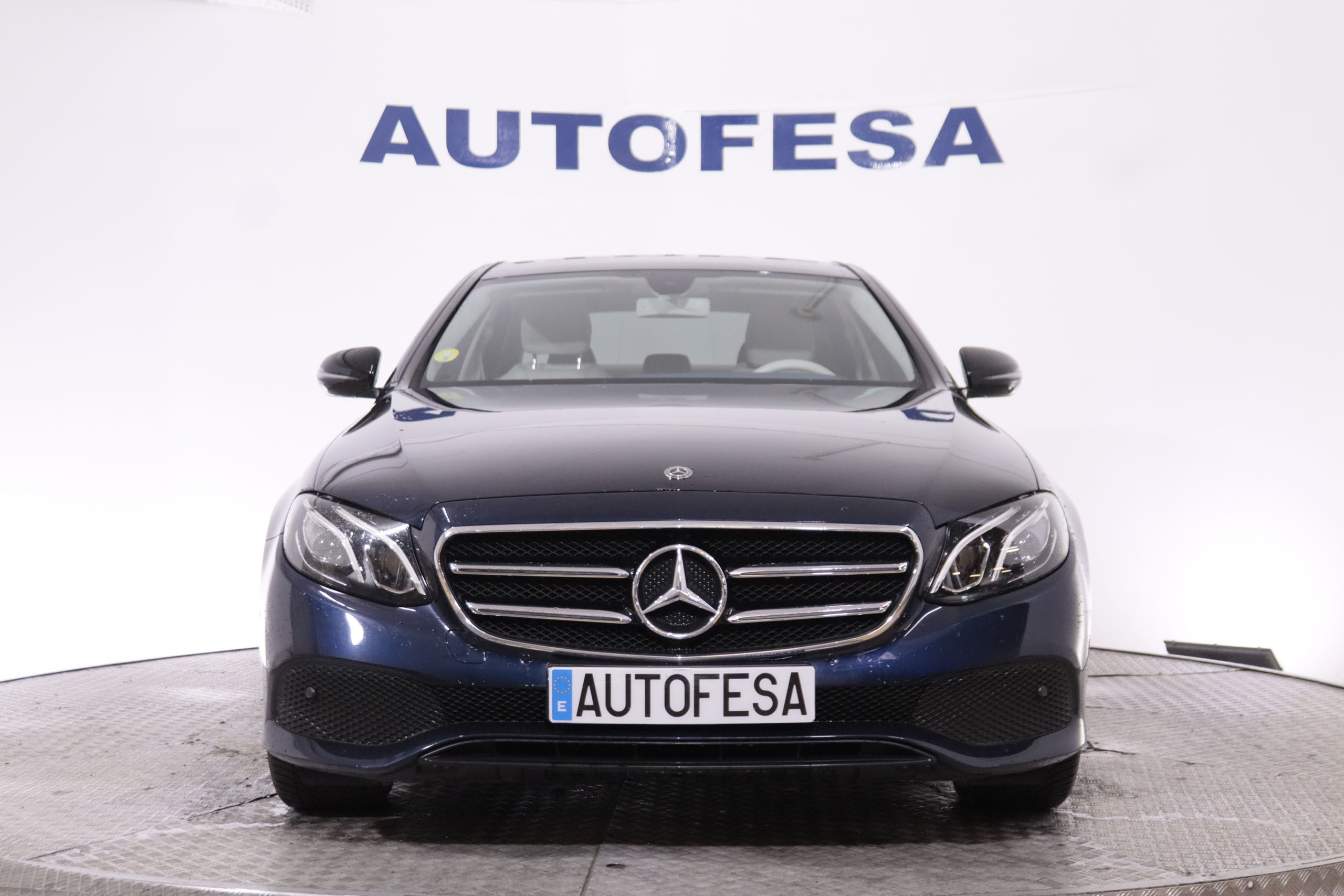 Mercedes-benz E220D CLASE E E220D 9G-TRONIC AVANTGARDE AUTO 194CV 5P #CUERO, NAVY, PARKTRONIC foto 2