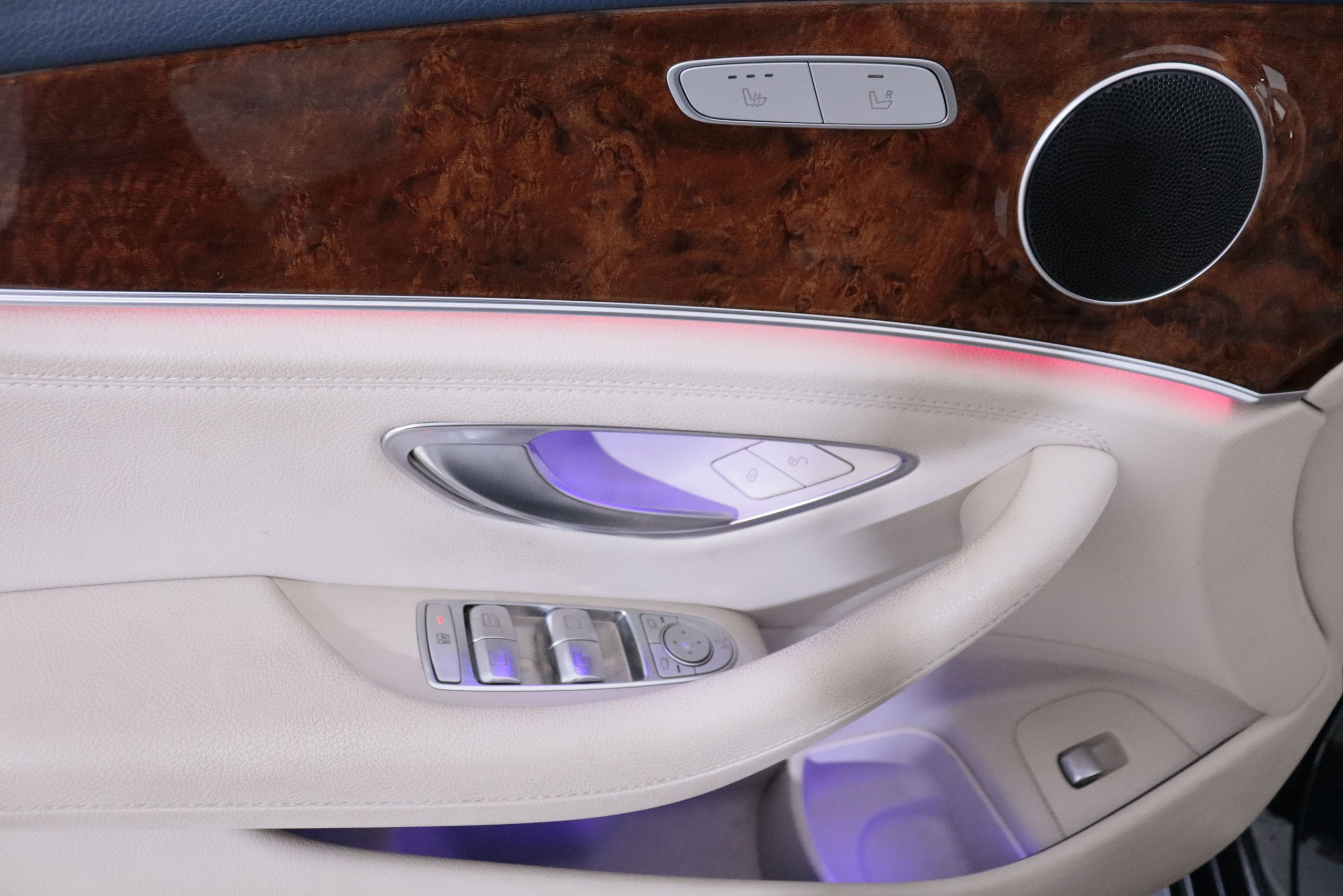 Mercedes-benz E220D CLASE E E220D 9G-TRONIC AVANTGARDE AUTO 194CV 5P #CUERO, NAVY, PARKTRONIC foto 24