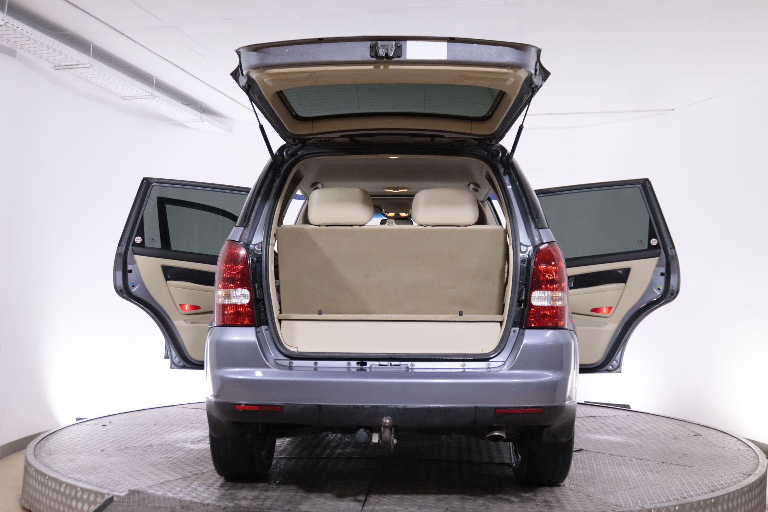 Ssangyong Rexton 2.7 LIMITED 270 XVT 4X4 AUTO 180CV 7 PLAZAS 5P #CUERO, TECHO ELECTRICO, NAVY foto 10