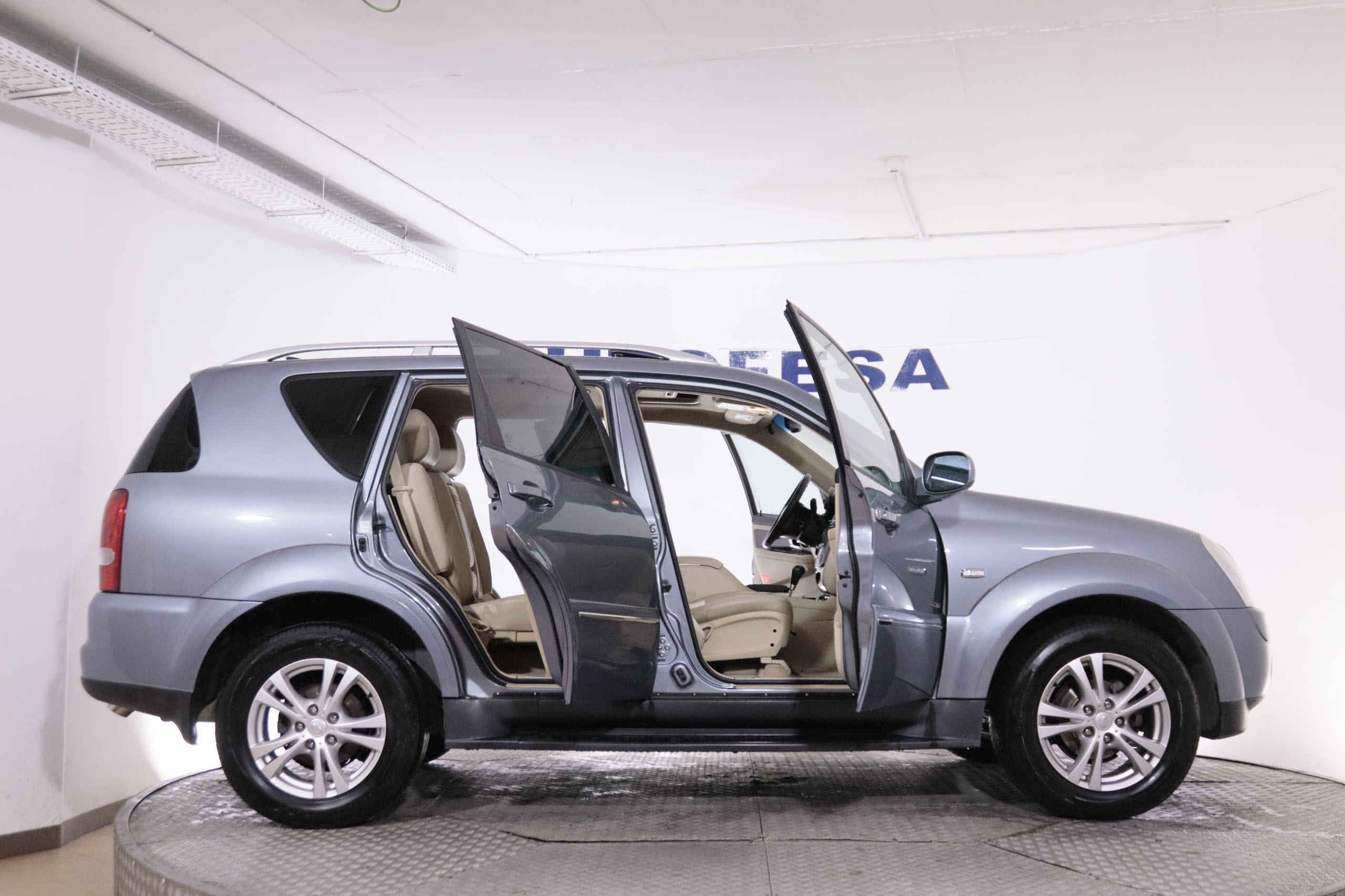 Ssangyong Rexton 2.7 LIMITED 270 XVT 4X4 AUTO 180CV 7 PLAZAS 5P #CUERO, TECHO ELECTRICO, NAVY foto 11