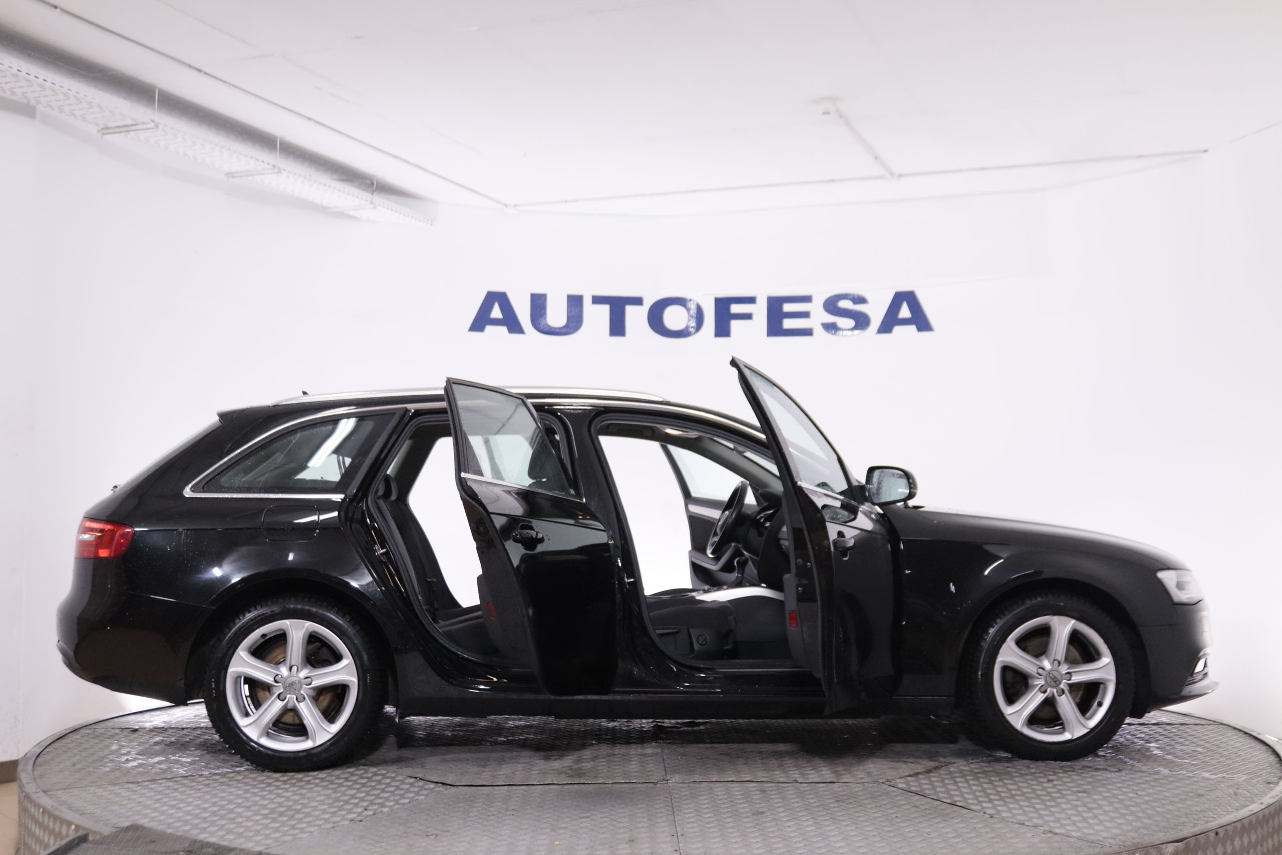 Audi A4 AVANT 2.0 TDI QUATTRO AUTO 190CV 5P # PARKTRONIC foto 13