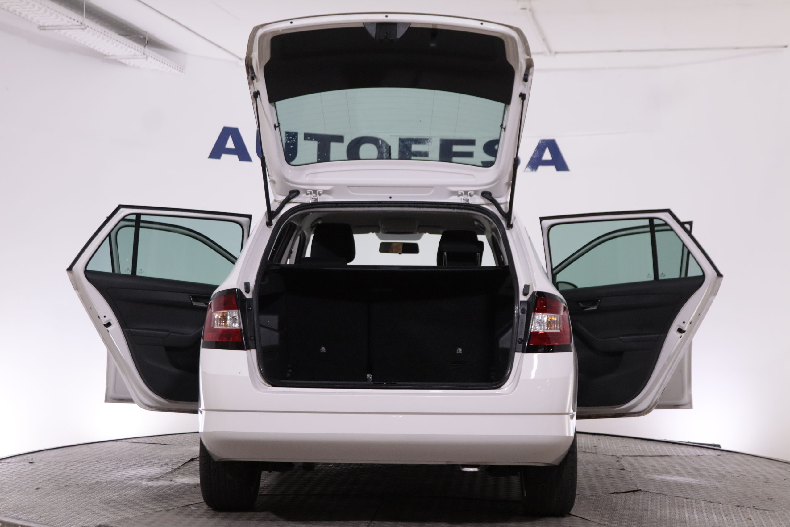 Skoda Fabia COMBI 1.0 TSI DSG GREENTEC AUTO 110CV 5P #PARKTRONIC foto 11