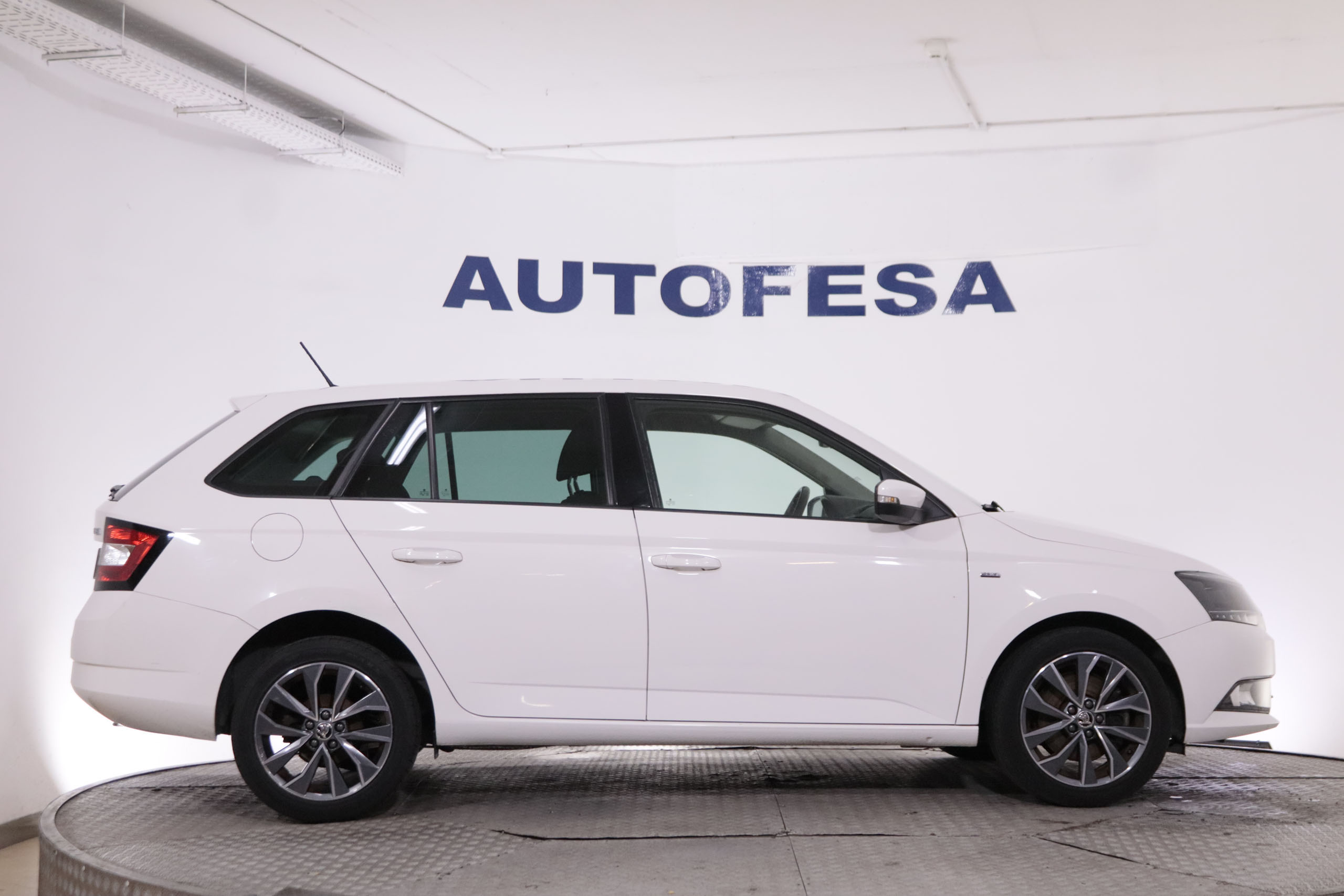 Skoda Fabia COMBI 1.0 TSI DSG GREENTEC AUTO 110CV 5P #PARKTRONIC foto 13
