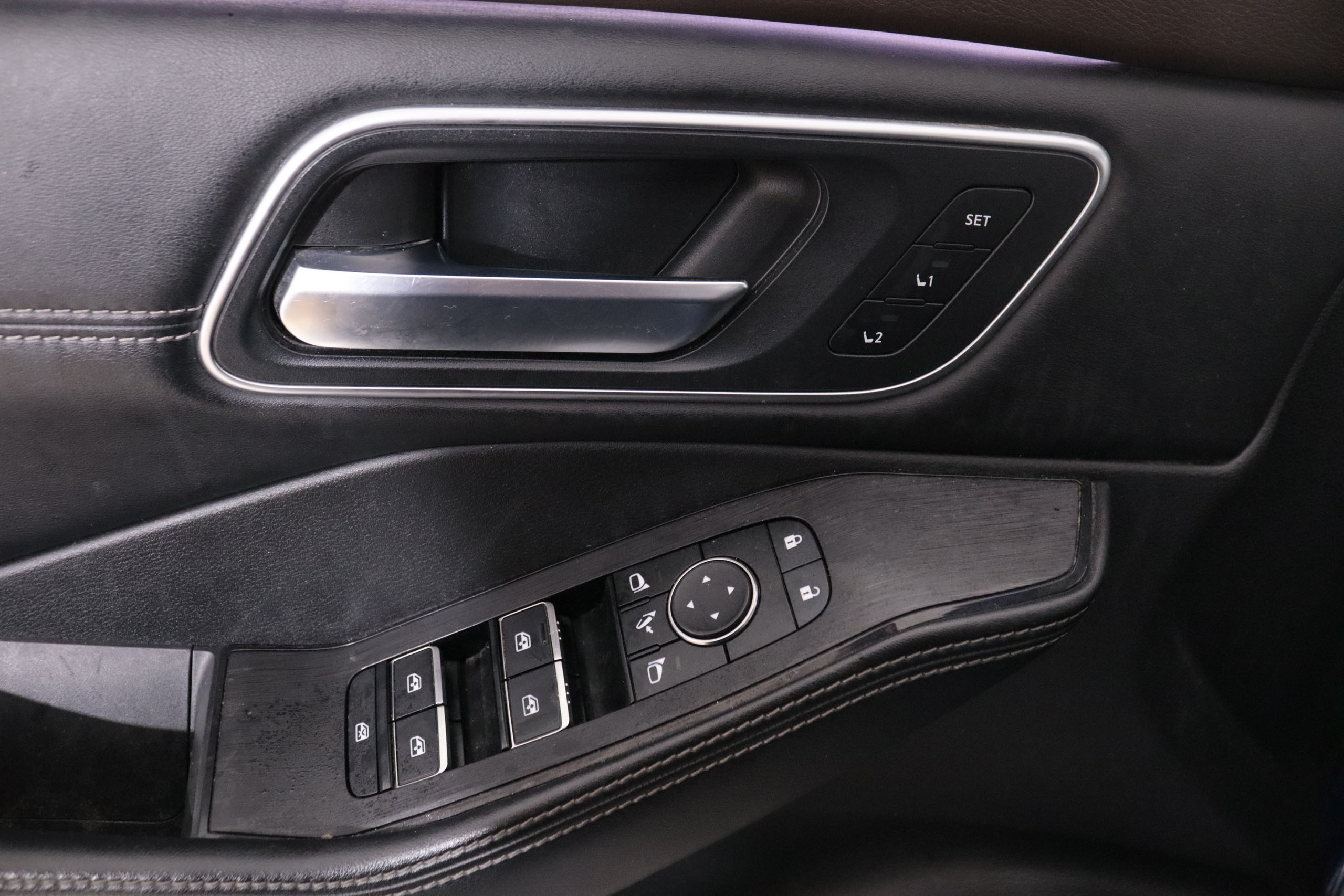 Nissan X-trail 1.5 E-POWER E-4ORCE AWD TEKNA AUTO 213CV 7 PLAZAS  5P # IVA DEDUCIBLE, CUERO, TECHO ELEC PANORAMICO foto 25