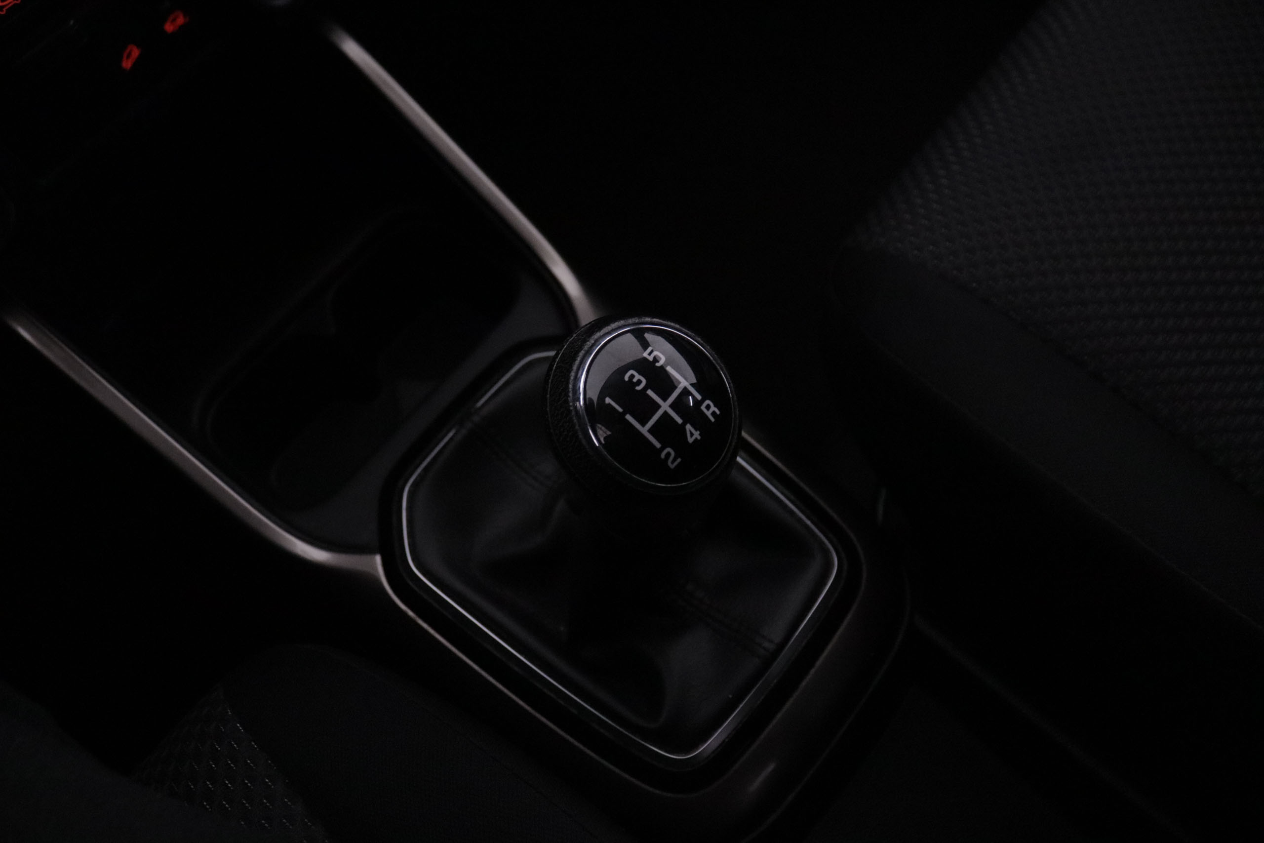 Suzuki Ignis 1.2 DUALJET ALLGRIP 90CV 5P foto 14