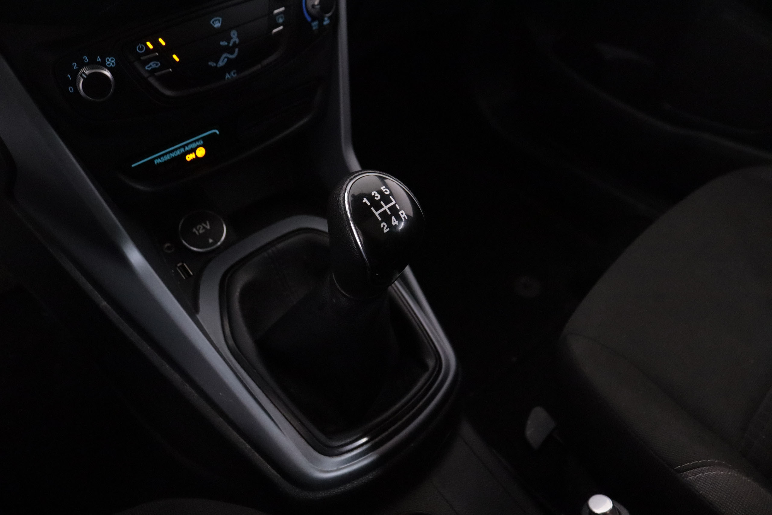 Ford B-max 1.4 EDITION 90CV 5P #NAVY, PARKTRONIC foto 19