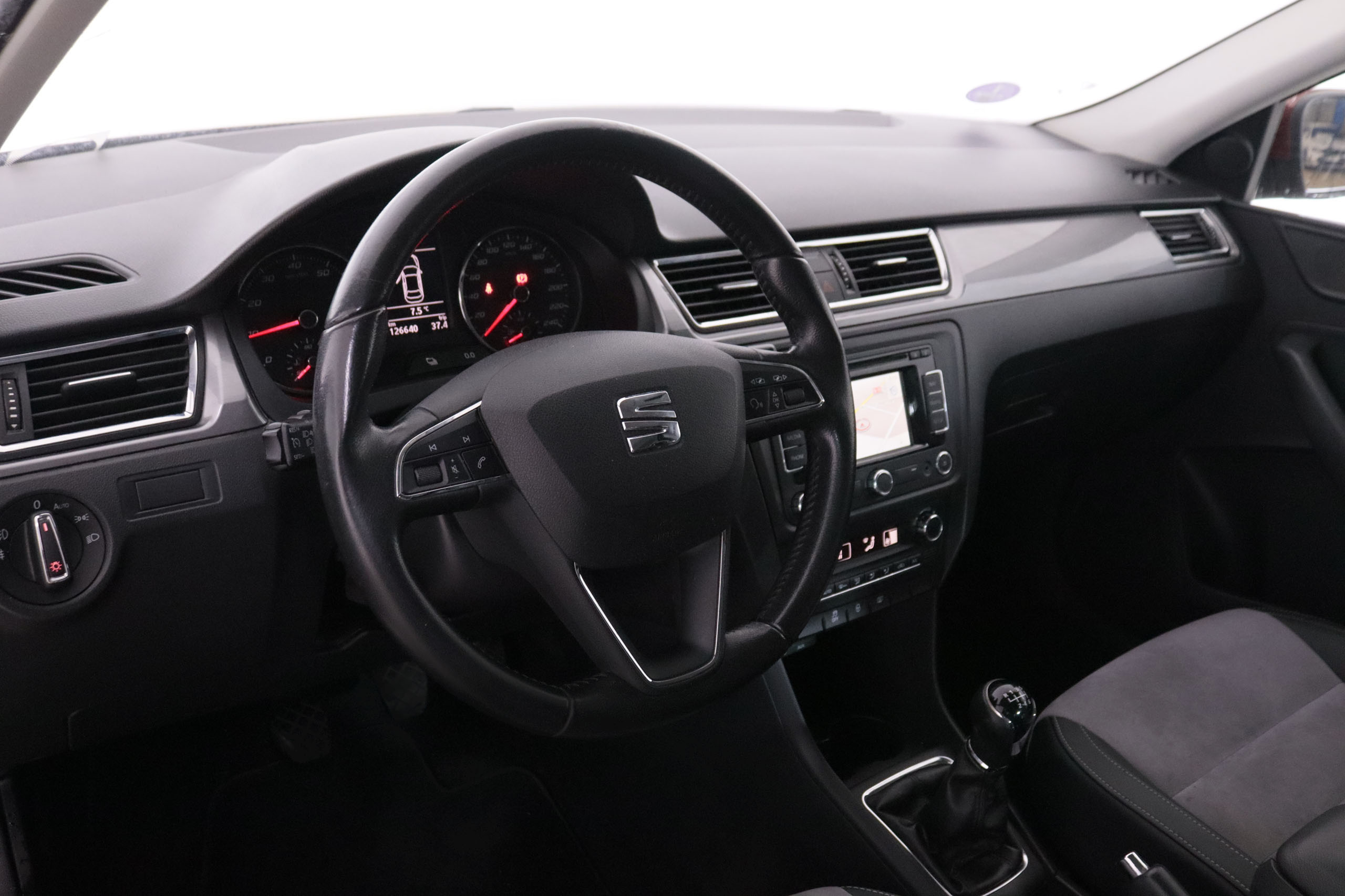 Seat Toledo 1.2 TSI I.TECH 105CV 5P # NAVY, PARKTRONIC foto 14