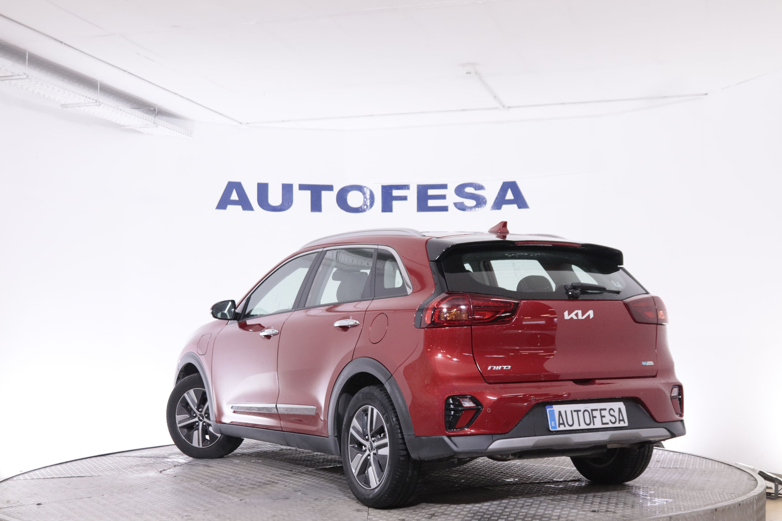 Kia Niro 1.6 PHEV GDI DRIVE AUTO 141CV 5P # IVA DEDUCIBLE,NAVY, PARKTRONIC foto 5