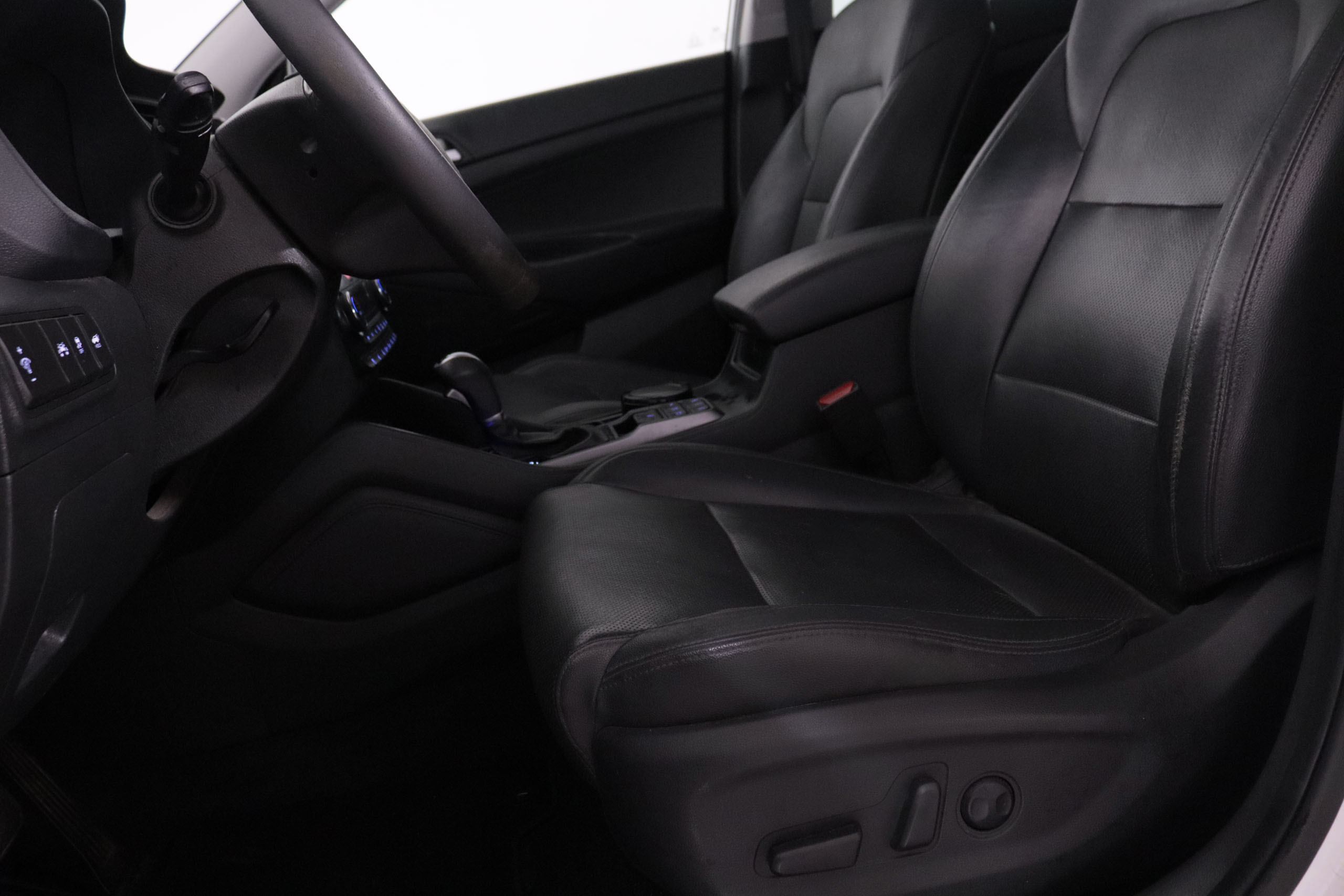 Hyundai Tucson 1.7 CRDI TECNO SKY AUTO 141CV 5P #CUERO, TECHO PANORAMICO, foto 24