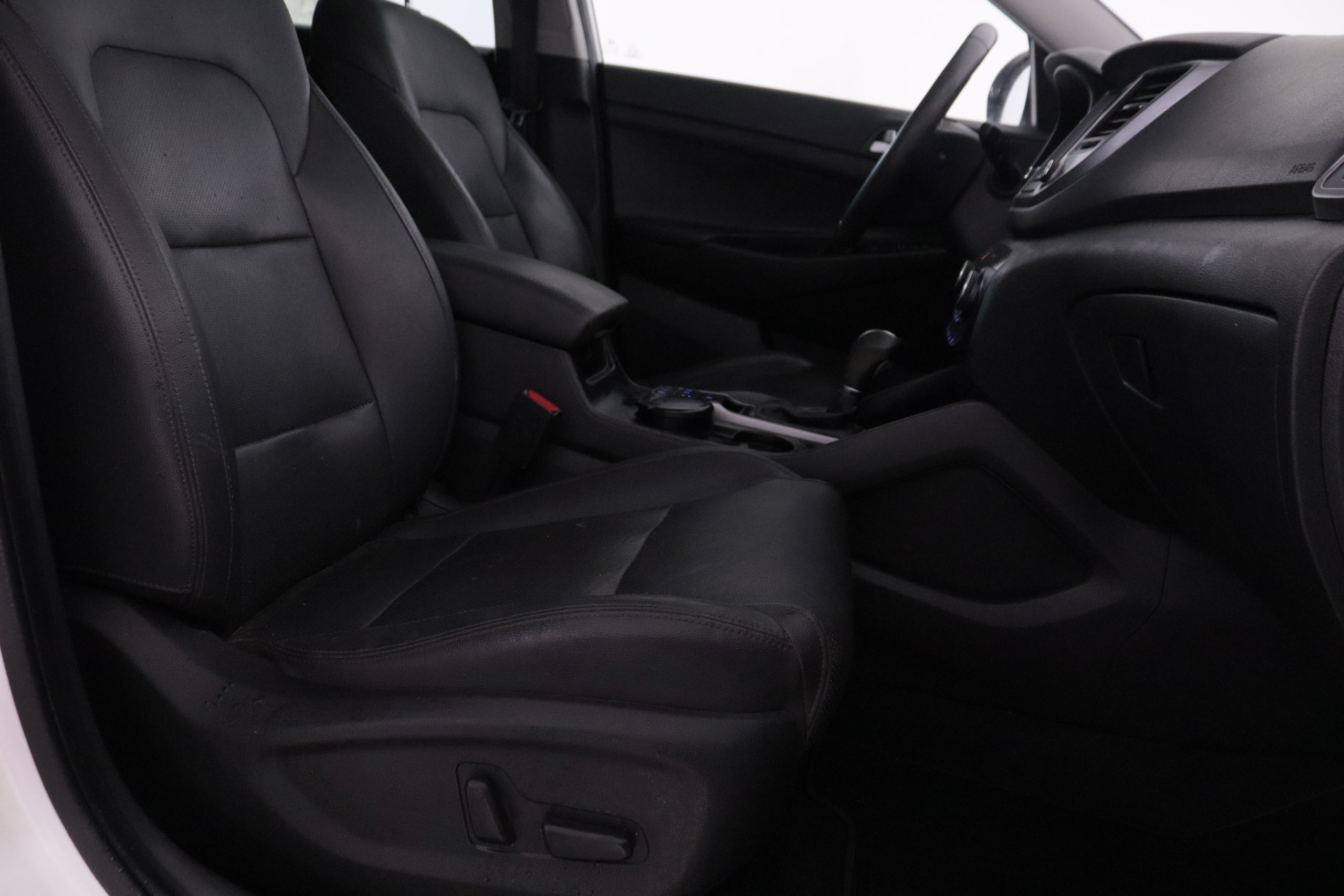 Hyundai Tucson 1.7 CRDI TECNO SKY AUTO 141CV 5P #CUERO, TECHO PANORAMICO, foto 26