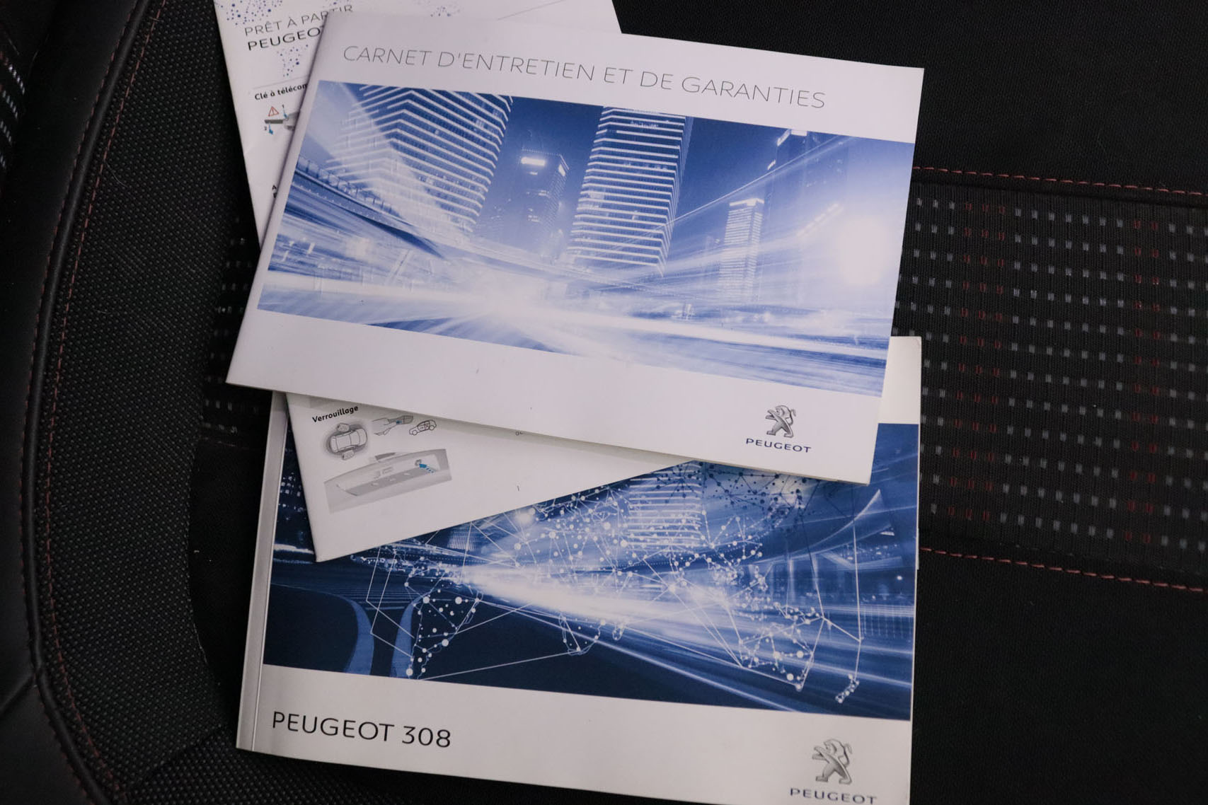 Peugeot 308 1.2 G.T LINE 130CV 5P #NAVY, PARKTRONIC foto 29