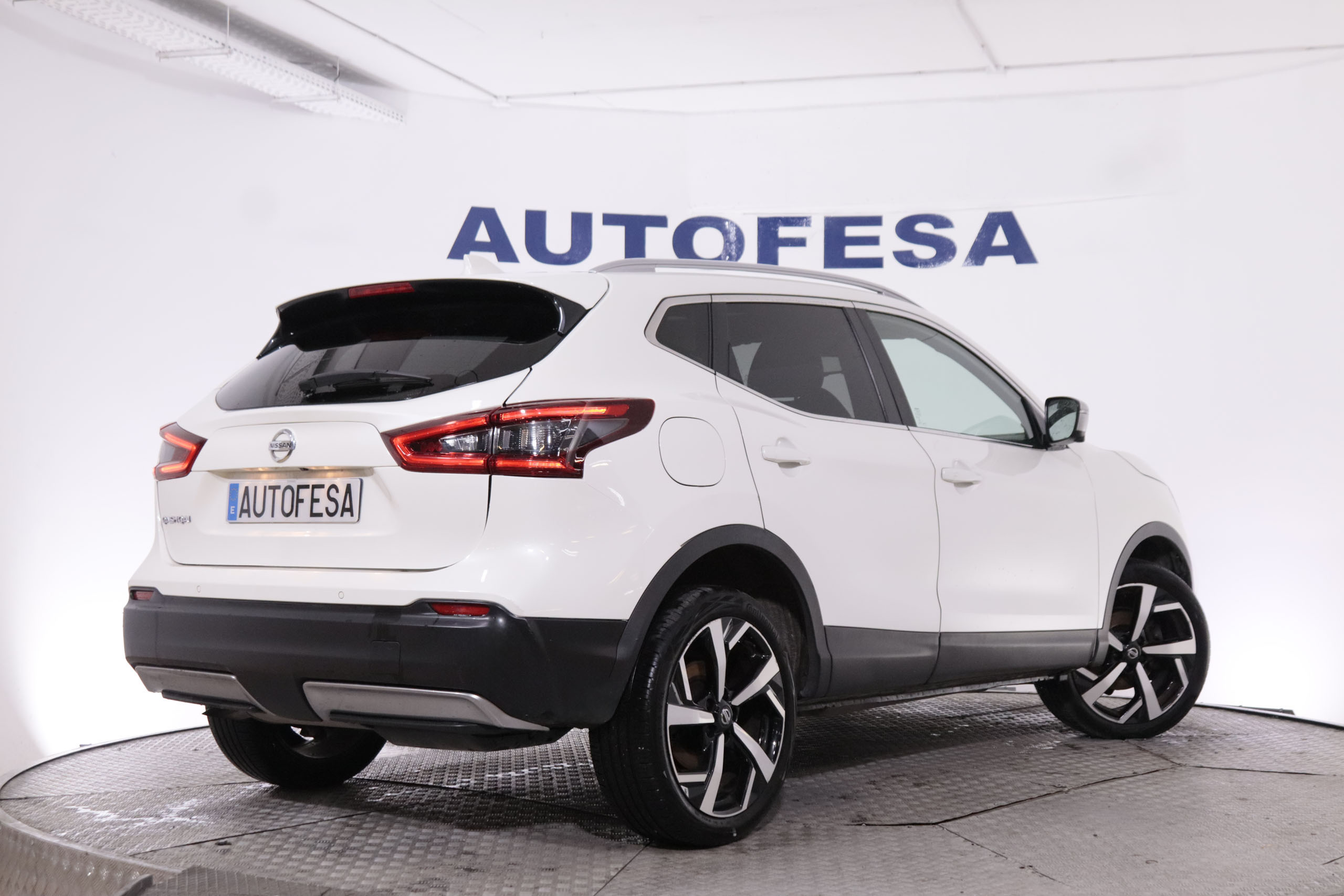 Nissan Qashqai 1.5 DCI TEKNA 115CV 5P # CUERO, TECHO PANORAMICO, NAVY foto 5