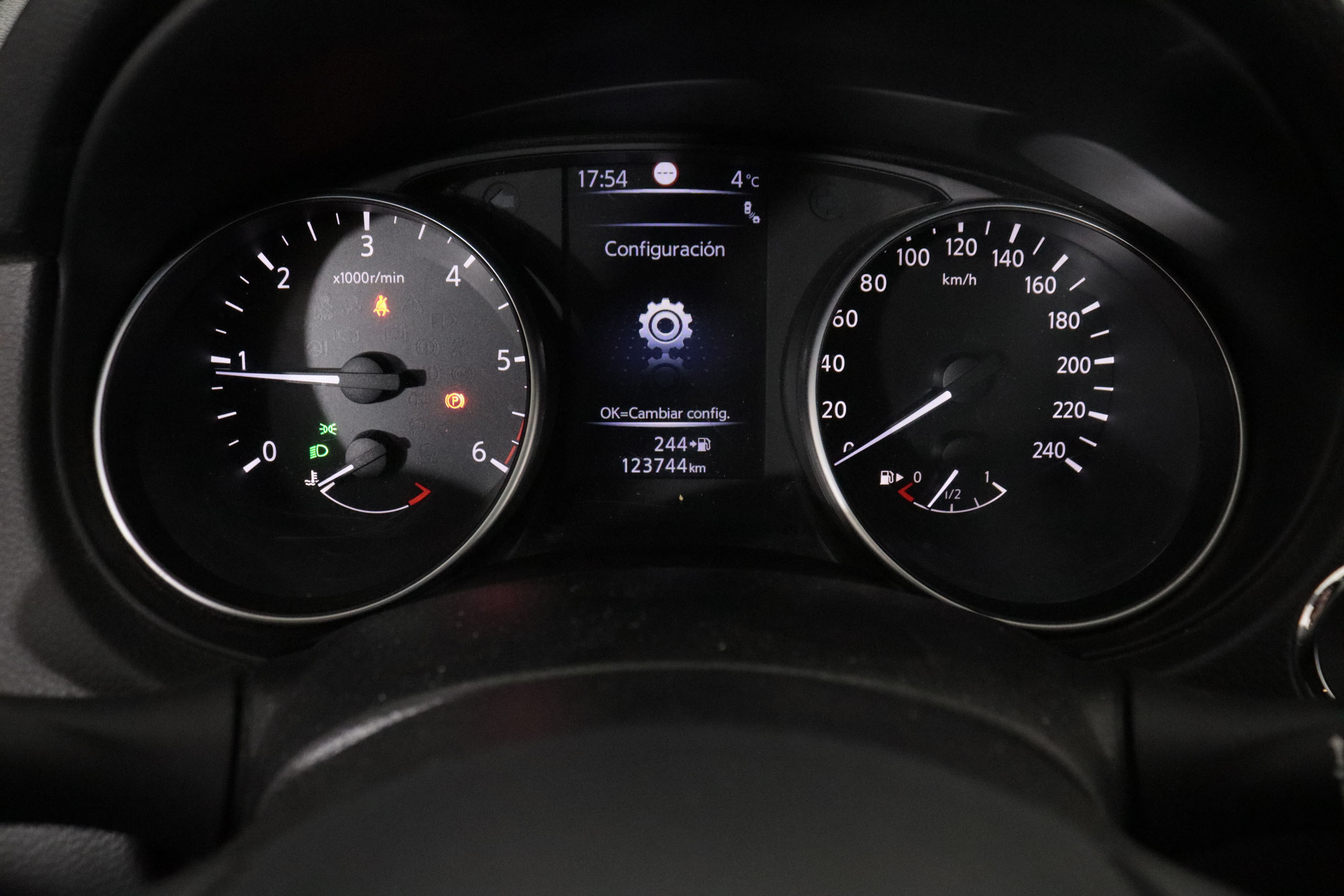 Nissan Qashqai 1.5 DCI TEKNA 115CV 5P # CUERO, TECHO PANORAMICO, NAVY - Foto 17