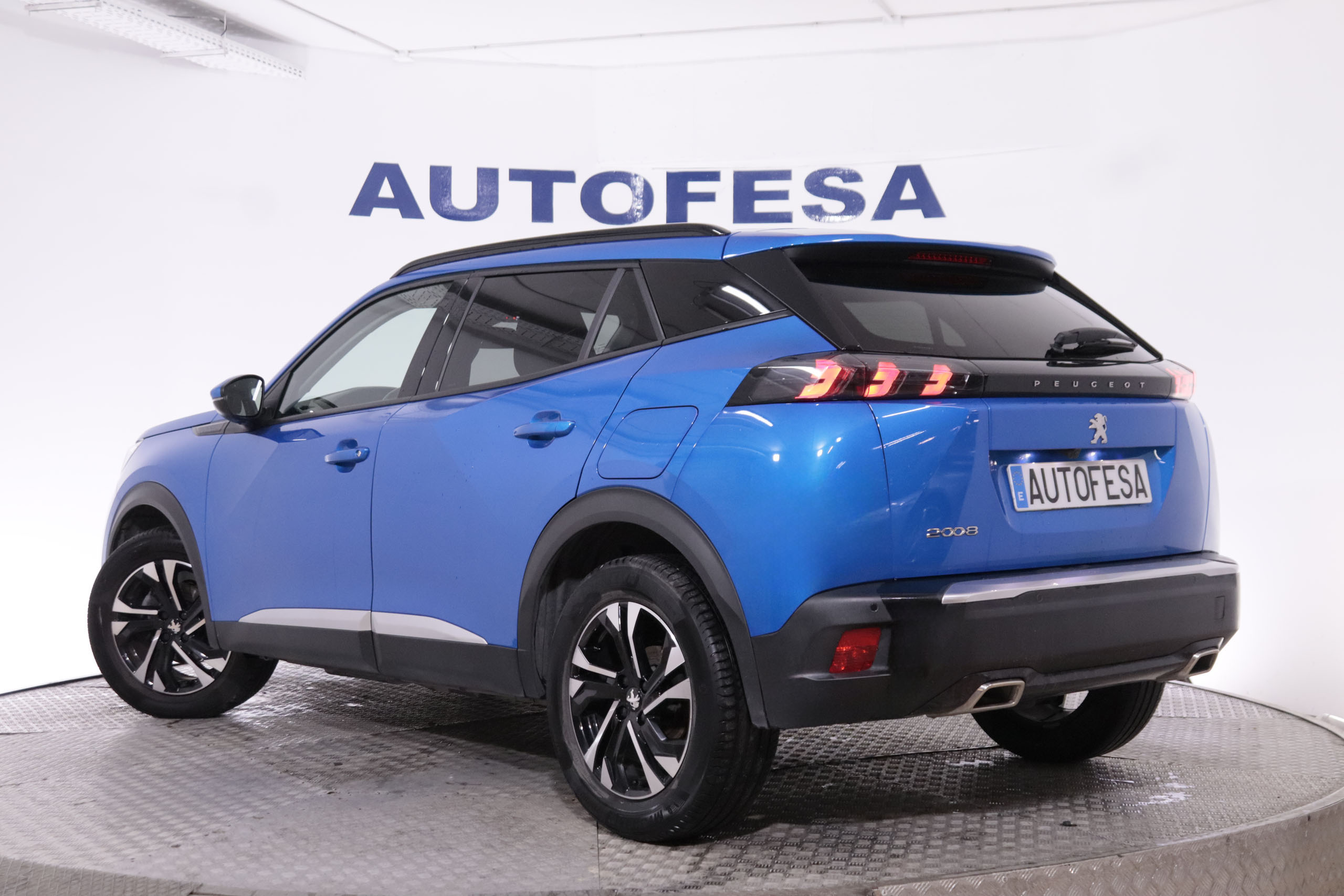 Peugeot 2008 1.2 ALLURE AUTO 130CV 5P #NAVY, PARKTRONIC foto 7