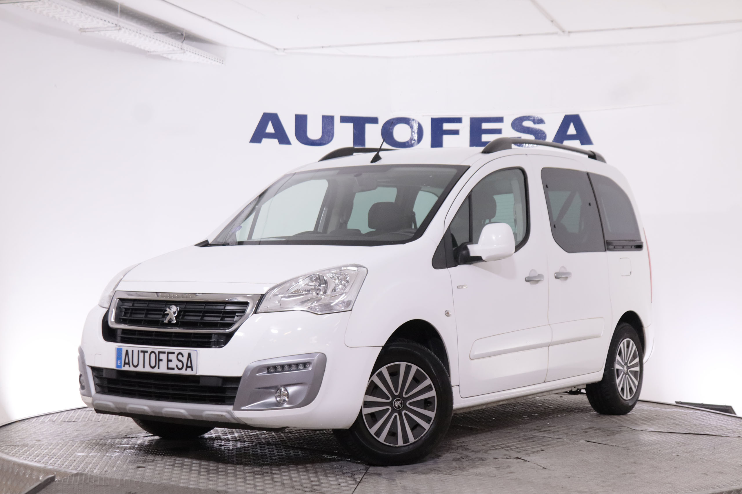 Peugeot Partner 1.2 STYLE 110CV 5P # NAVY, PARKTRONIC foto 1