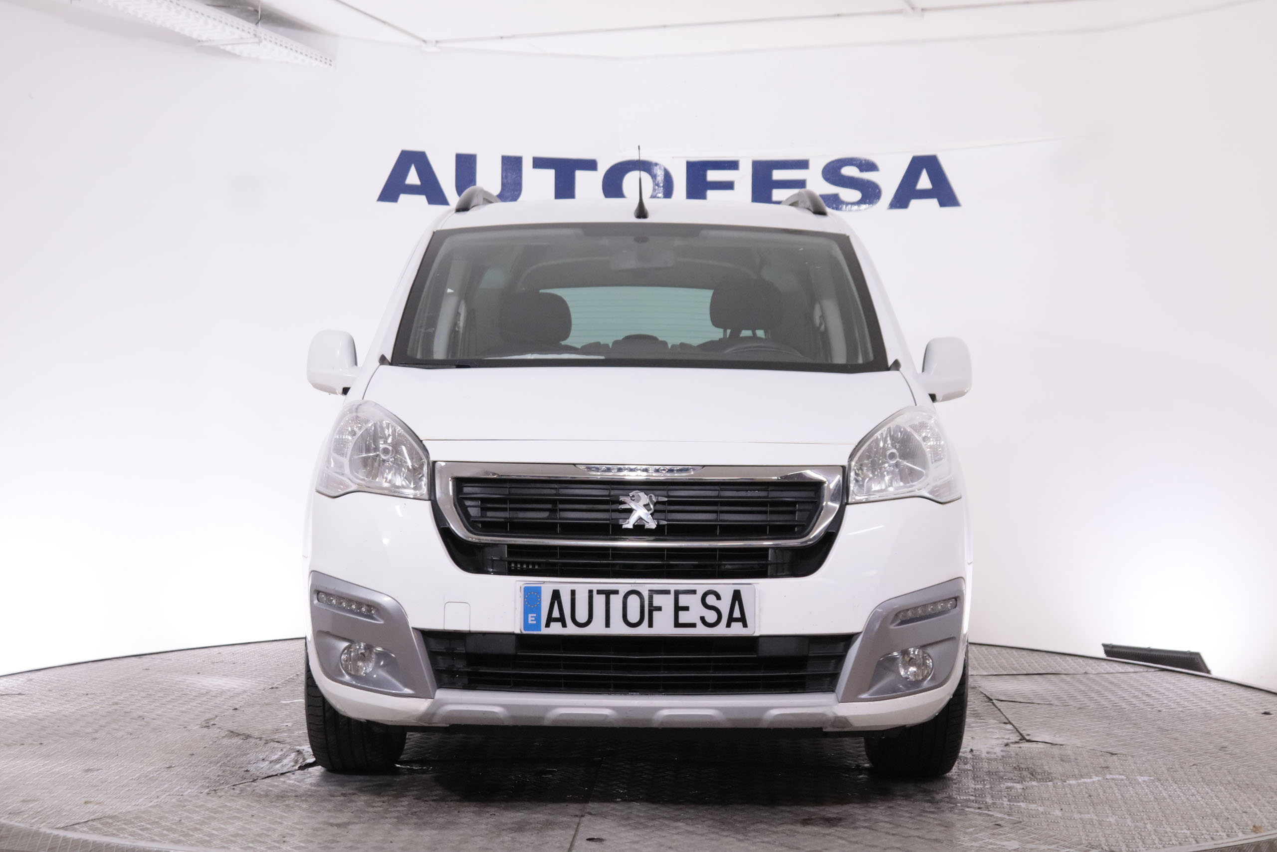 Peugeot Partner 1.2 STYLE 110CV 5P # NAVY, PARKTRONIC foto 2