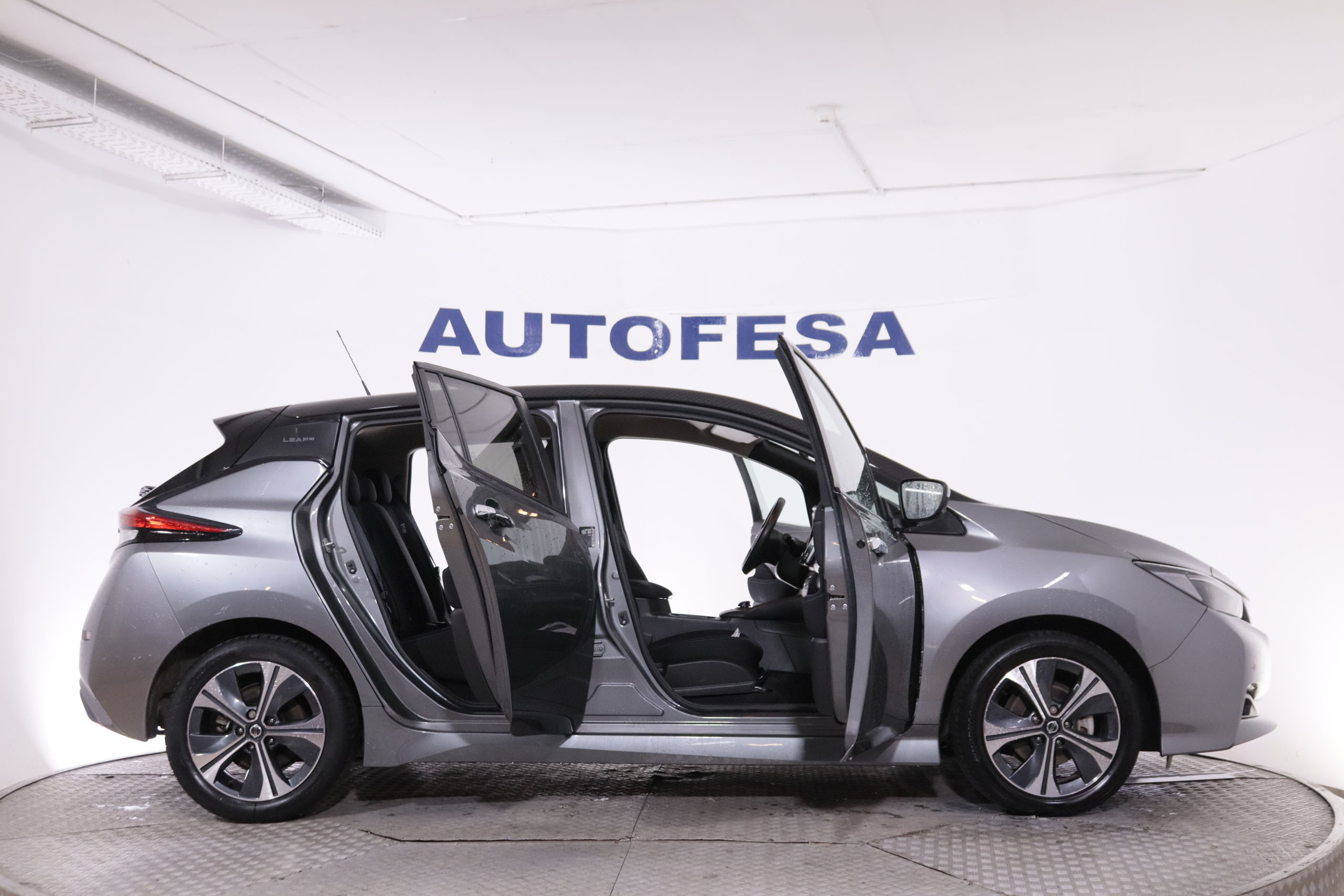 Nissan Leaf 40KWH 10  ANIVERSARIO 150CV 5P # NAVY, CAMARA REVERSA, foto 10