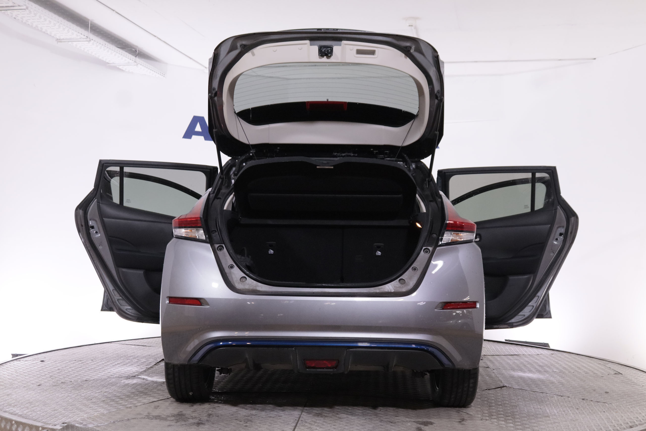 Nissan Leaf 40KWH 10  ANIVERSARIO 150CV 5P # NAVY, CAMARA REVERSA, foto 11