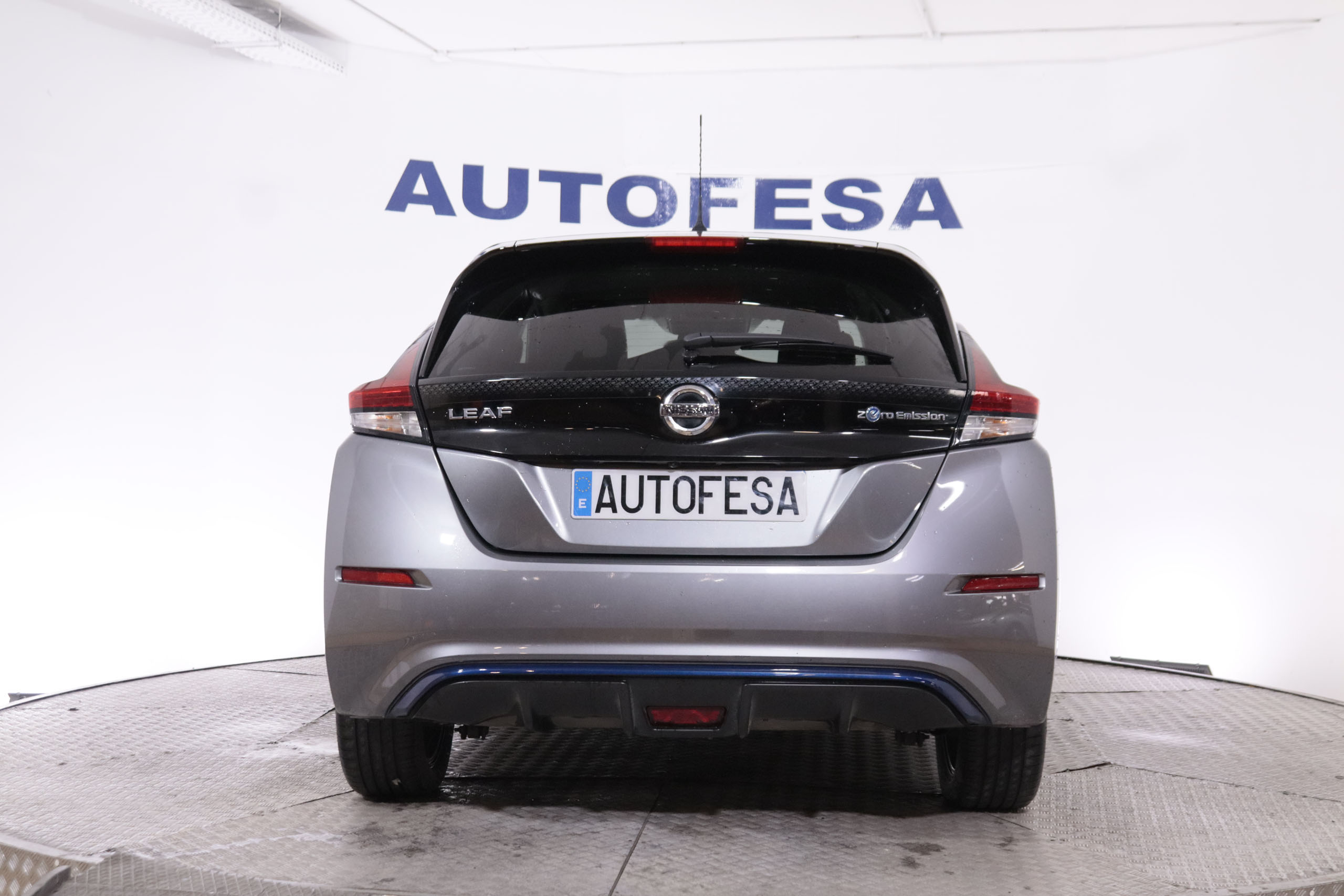 Nissan Leaf 40KWH 10  ANIVERSARIO 150CV 5P # NAVY, CAMARA REVERSA, foto 6